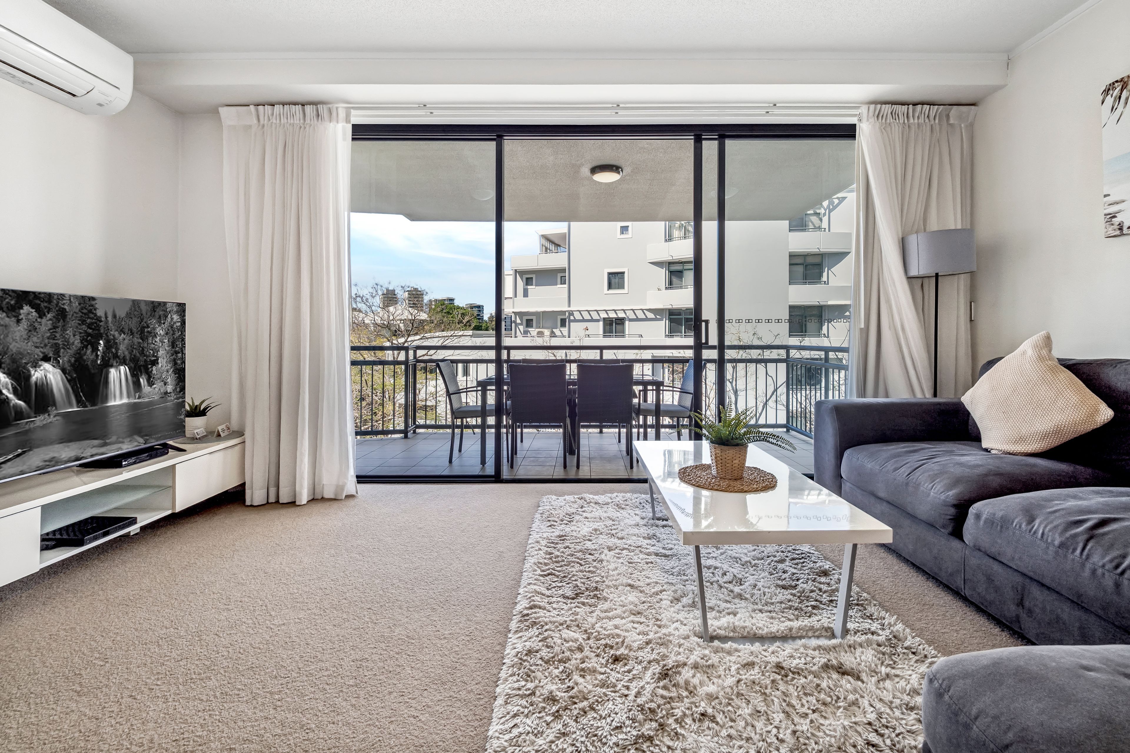 87/15 Goodwin Street — photo 4 of 16
