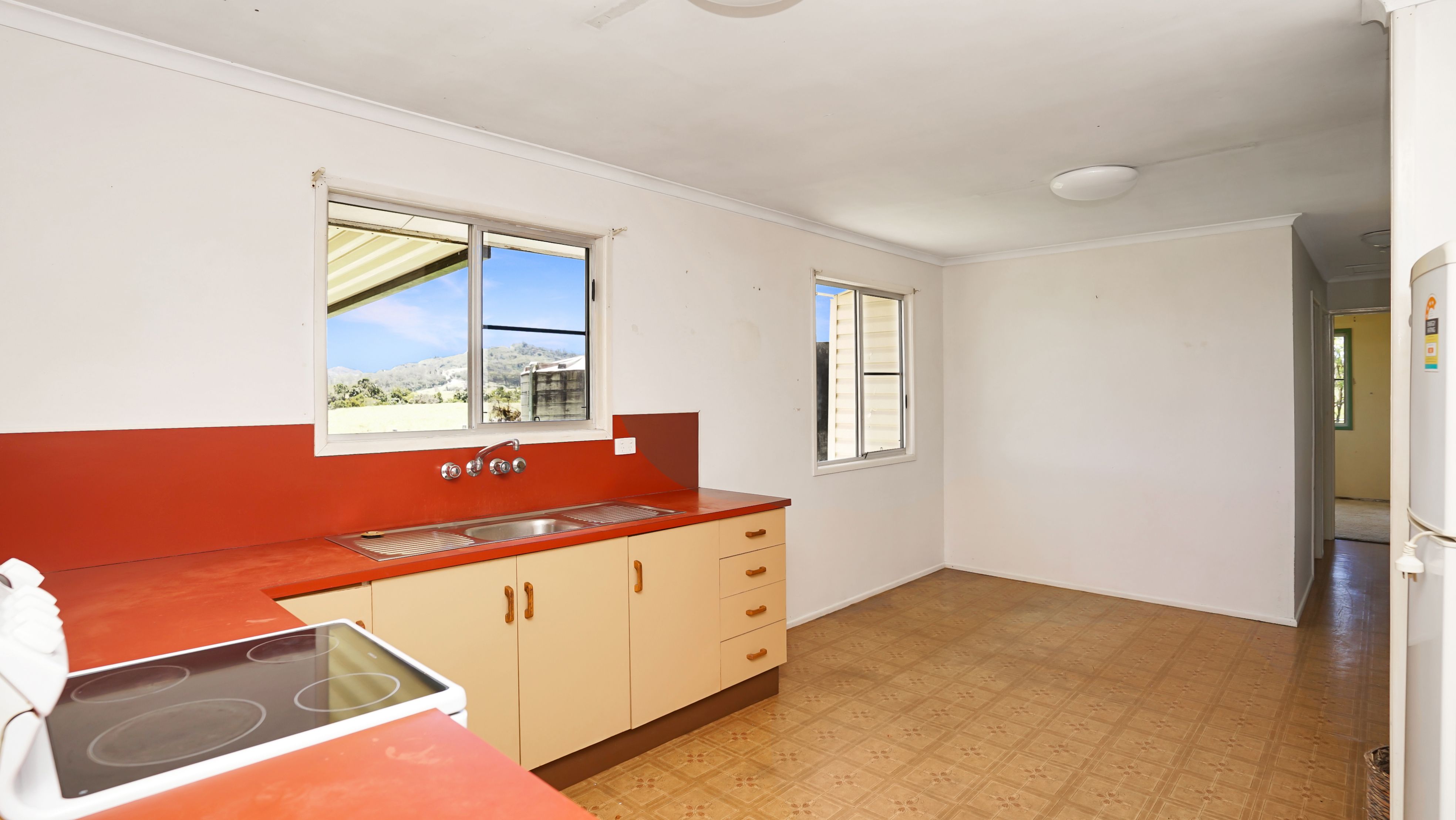 23 Boons Road — photo 11 of 29