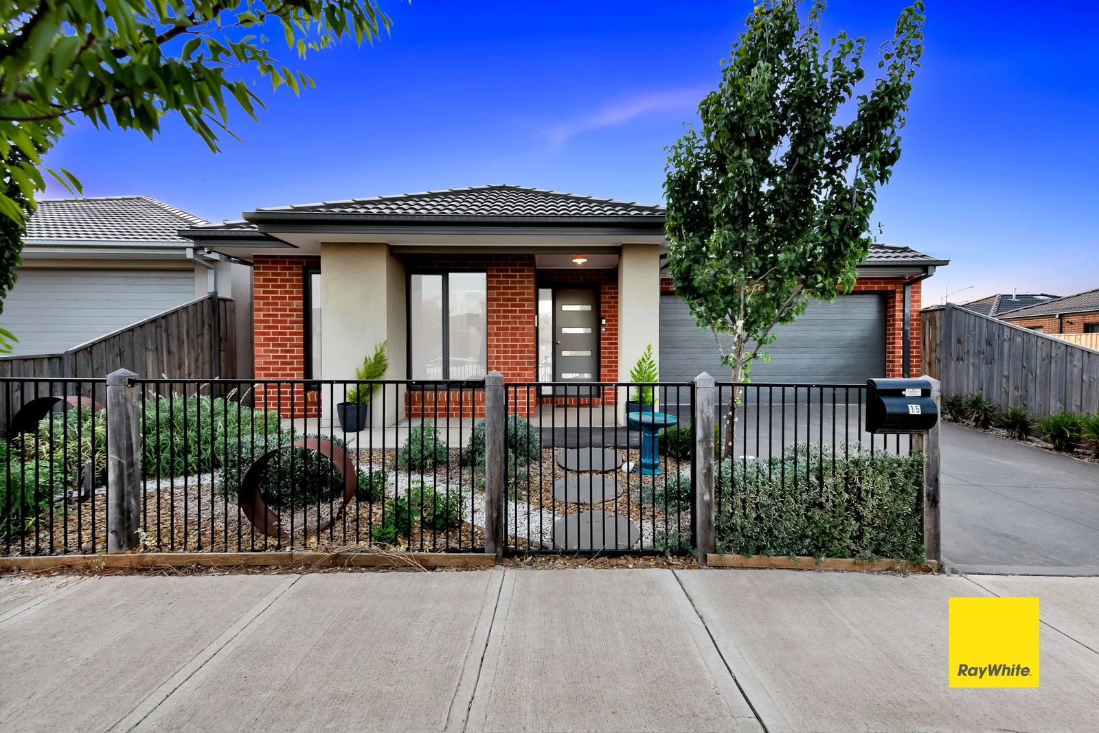 15 Zoe Street, Rockbank, VIC 3335