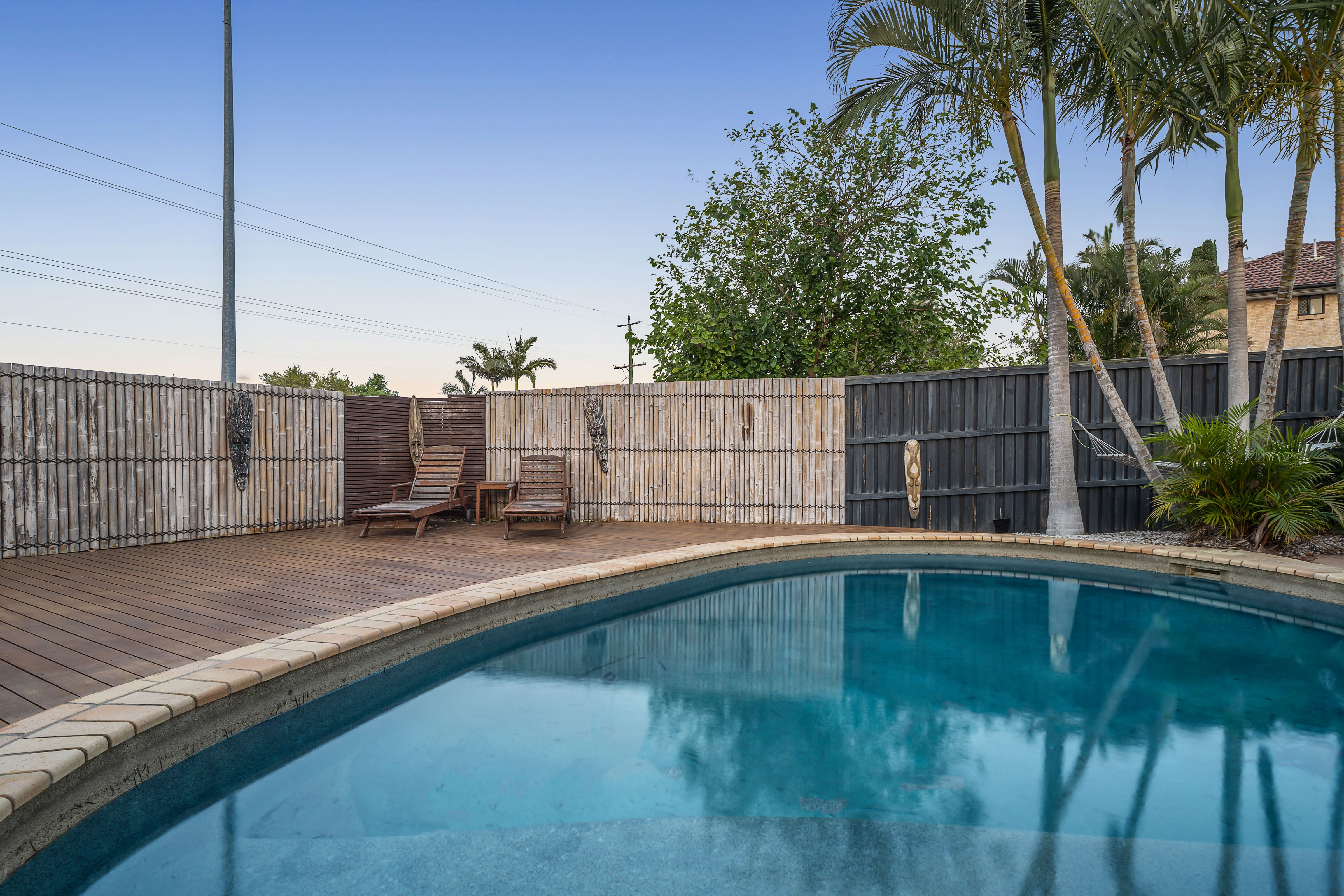 10 Cornell Close, Regents Park, QLD 4118