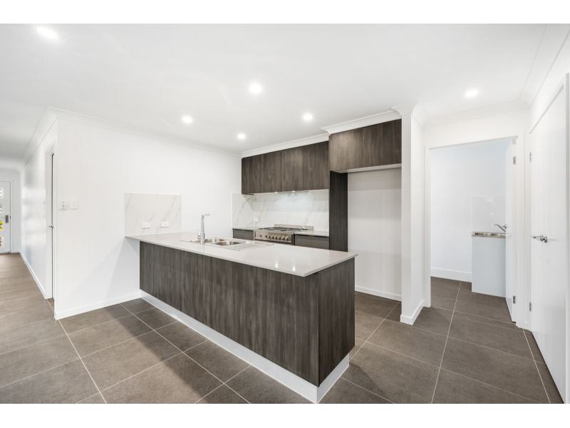 15 Morgan Street, Walloon, QLD 4306