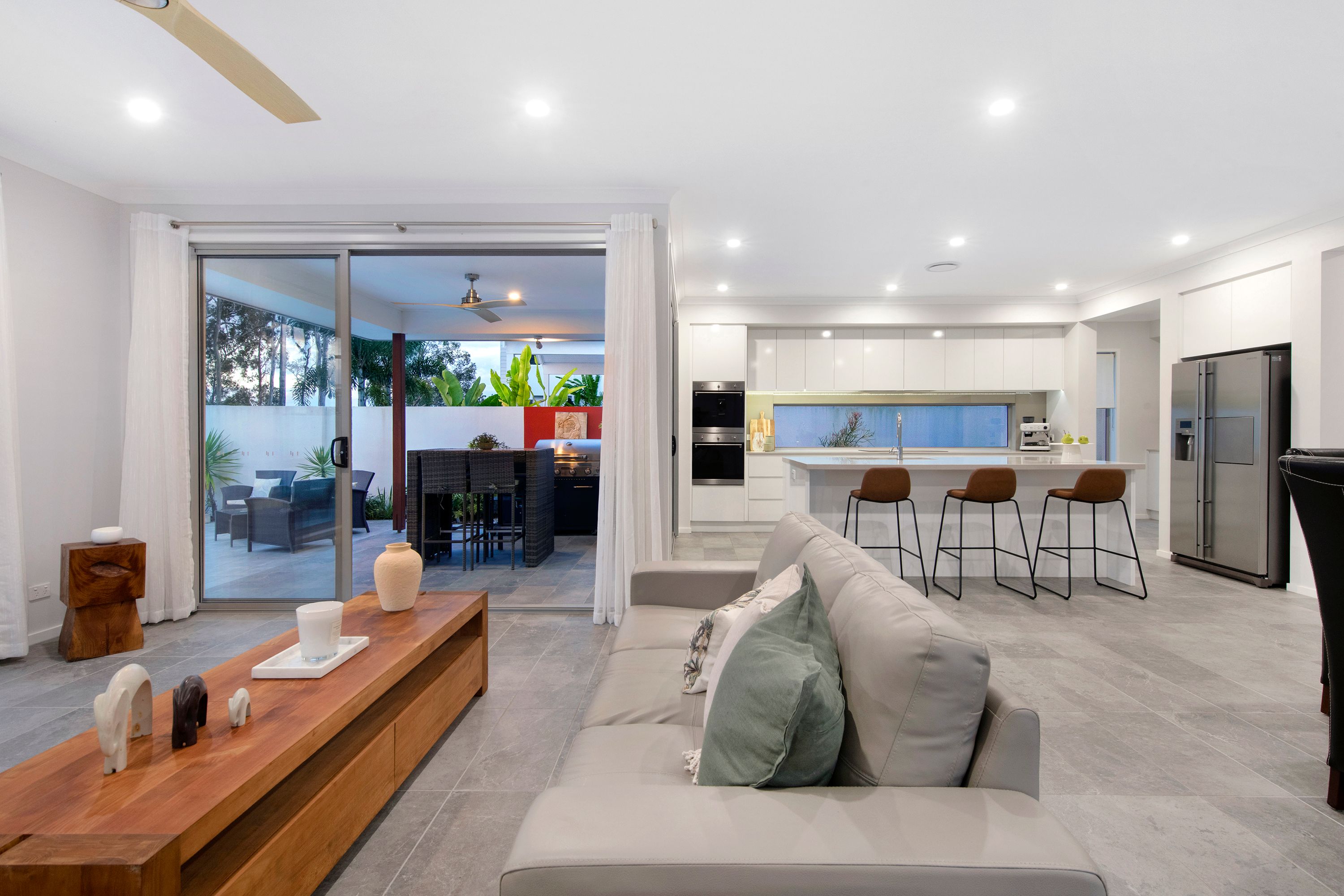 98 Lake Serenity Boulevard — photo 7 of 30