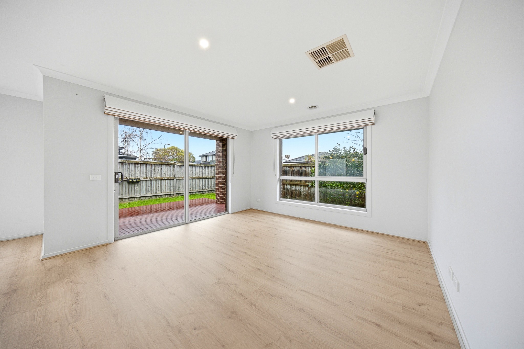 2 Comet Chase, Narre Warren South, VIC 3805