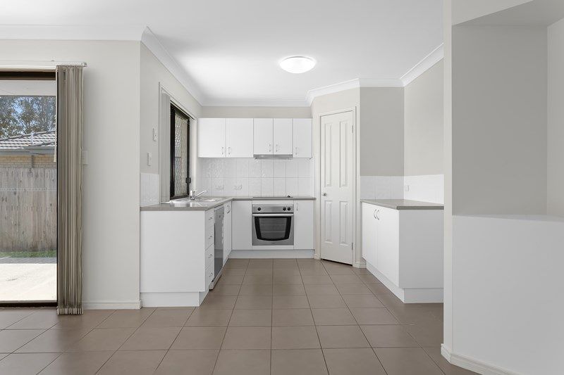 22 Griffen Place, Crestmead, QLD 4132