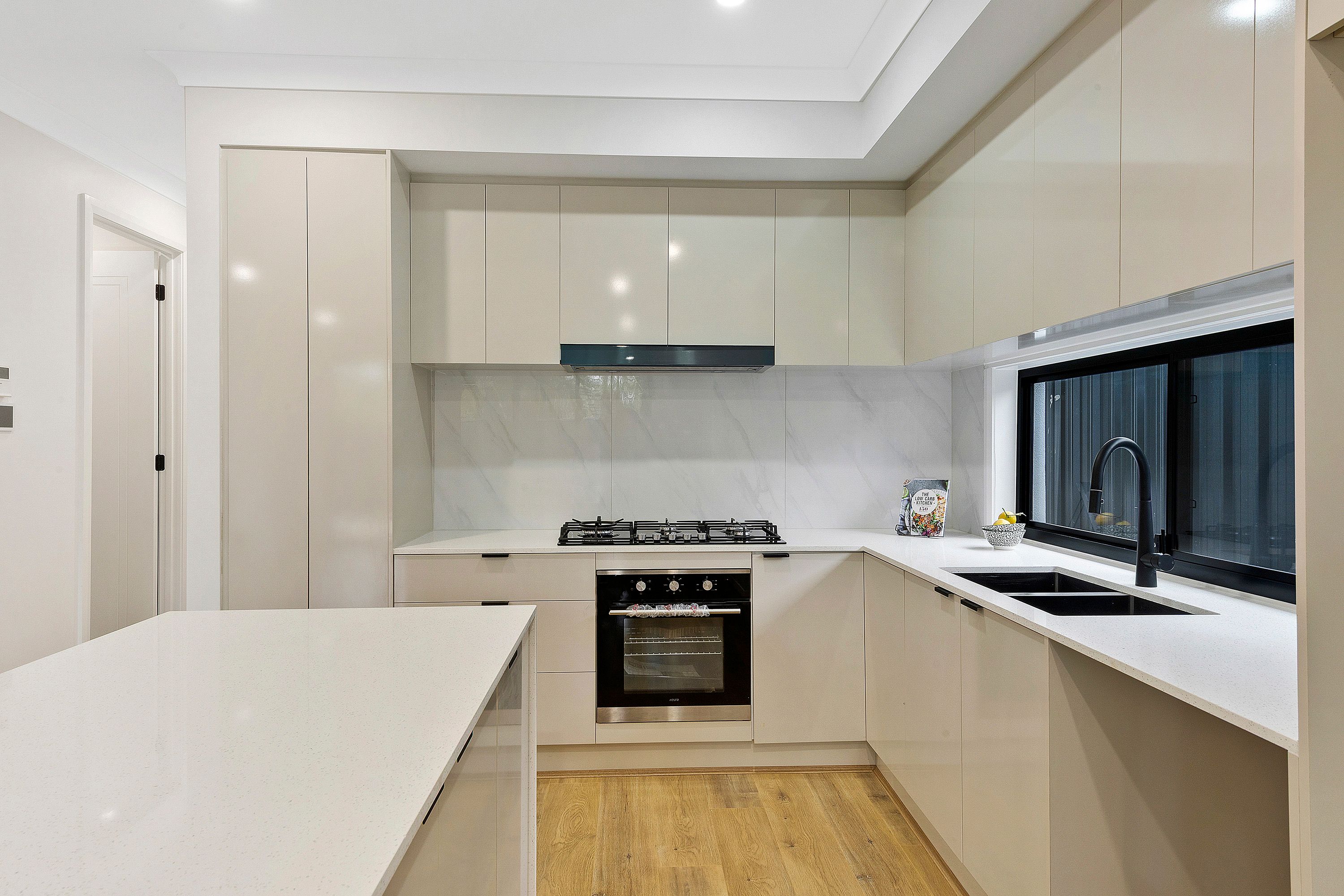 12A Gould Street — photo 7 of 19