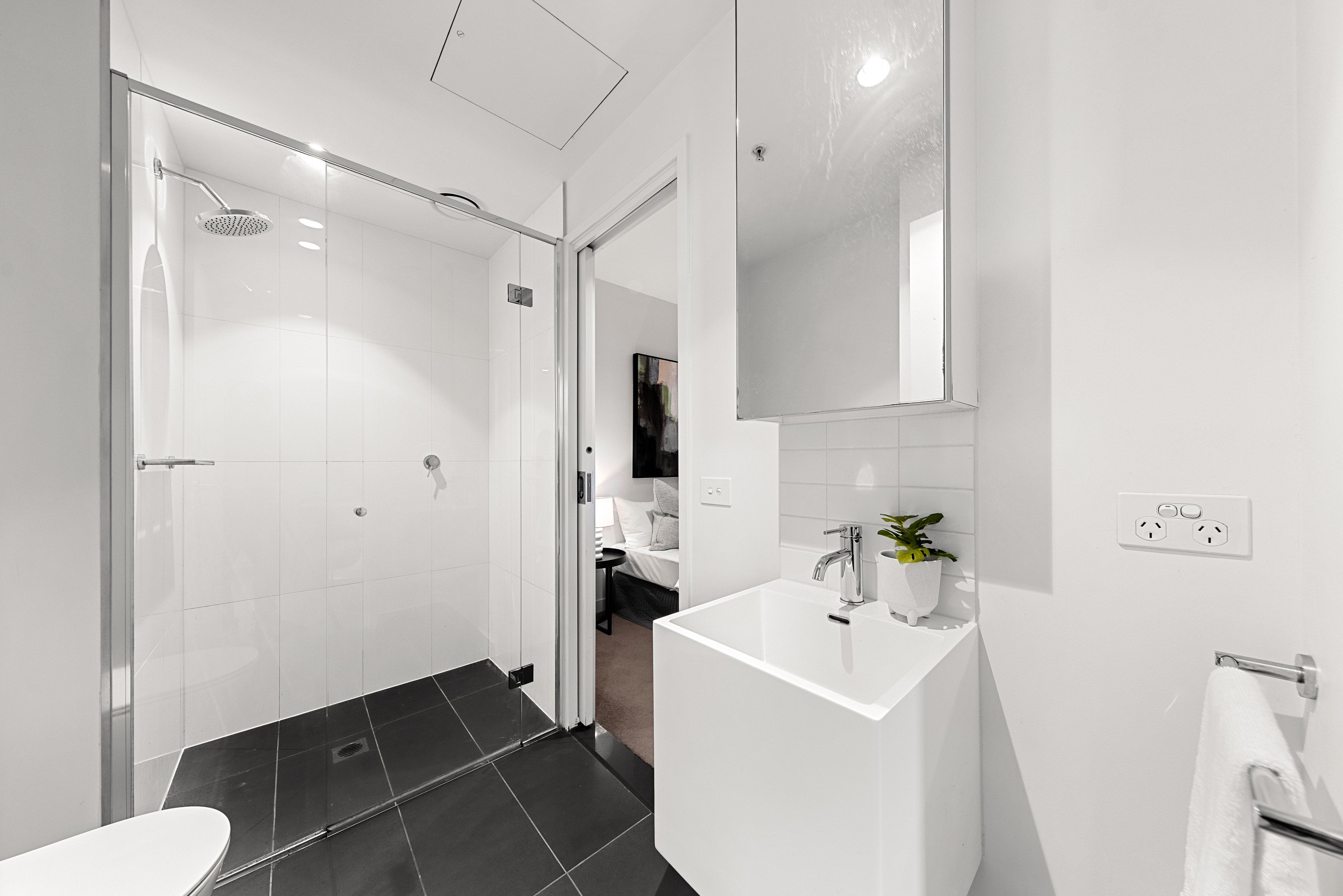 1611/45 Clarke Street — photo 11 of 19