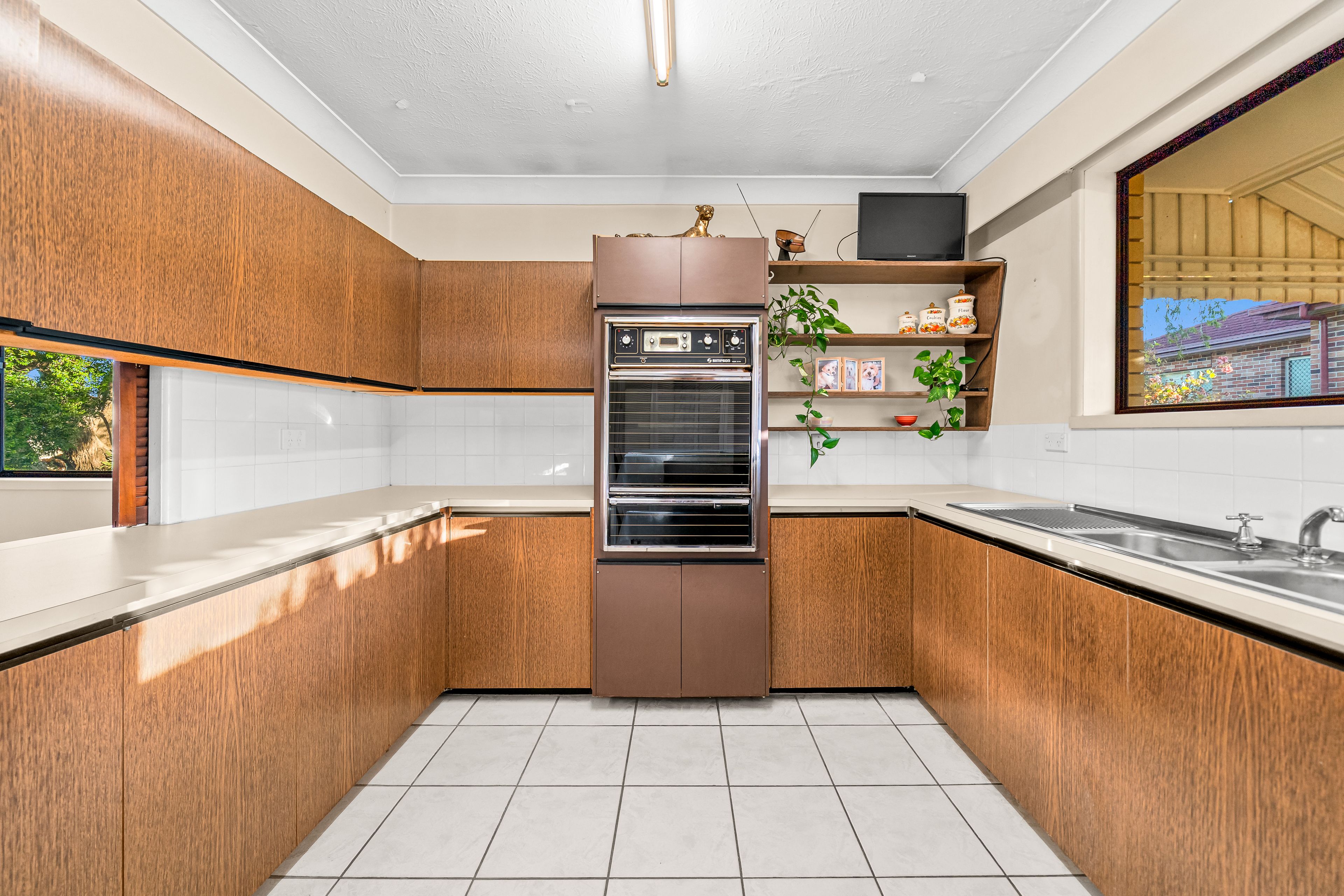18 Epsom Street, Macgregor, QLD 4109
