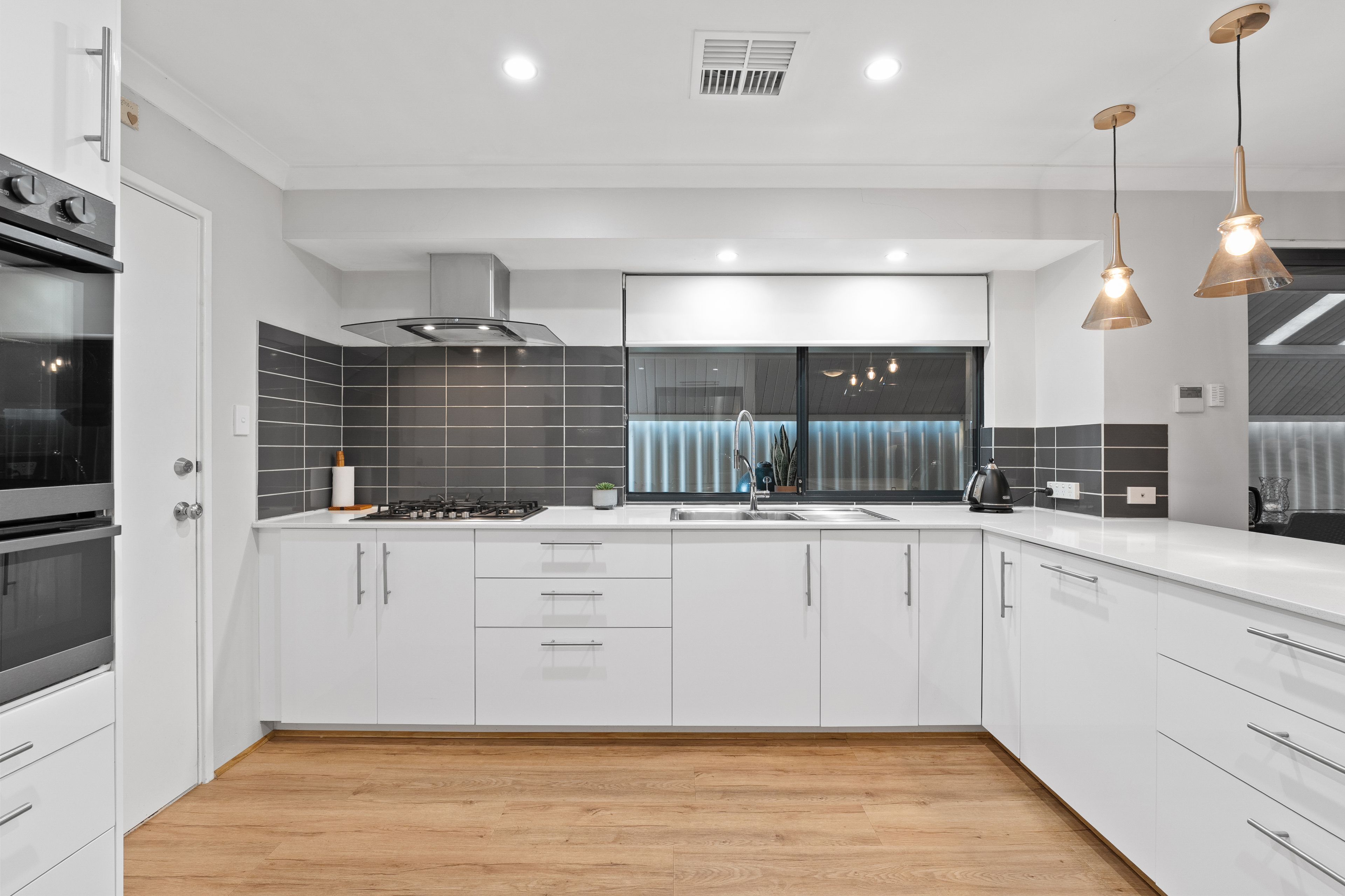 10 Dominion Way — photo 9 of 30