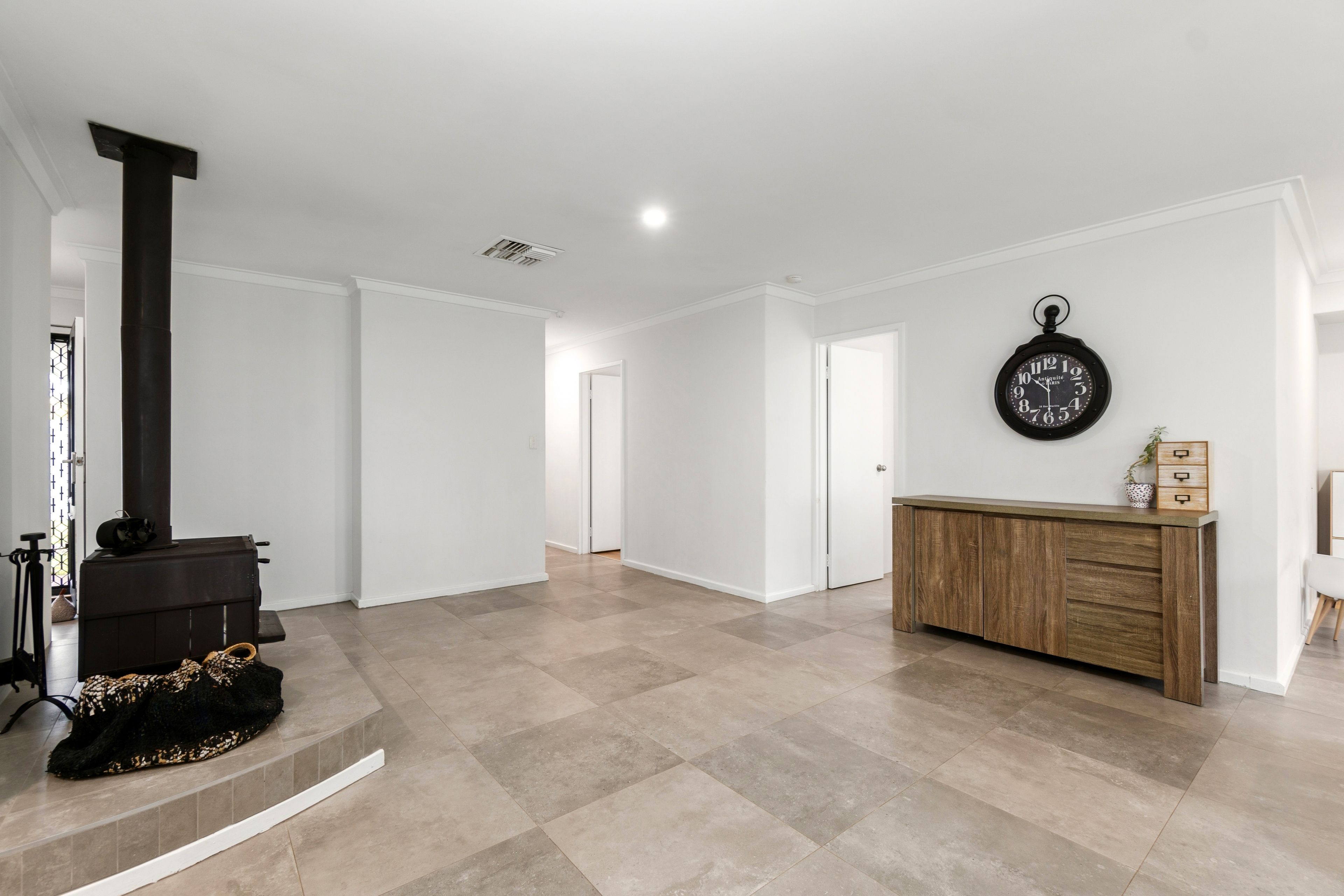 17 Smitherson Street — photo 11 of 30