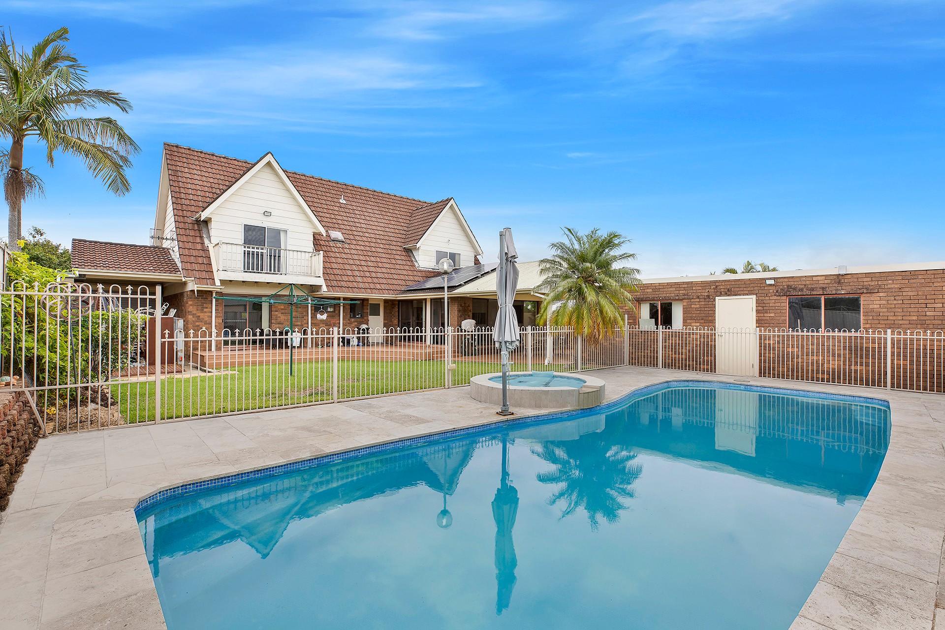 3 Waratah Street, Bateau Bay, NSW 2261