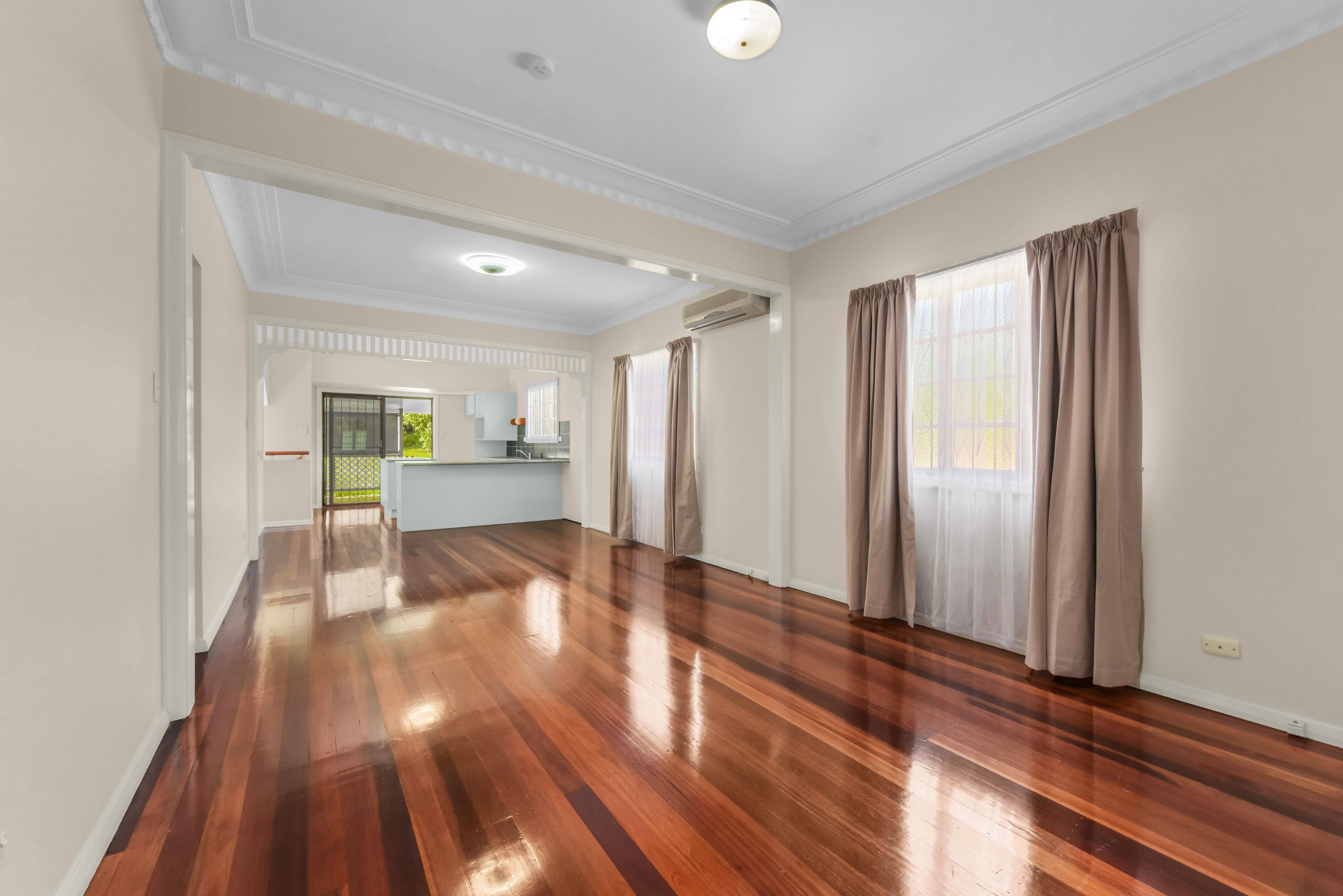 31 East Street, Camp Hill, QLD 4152