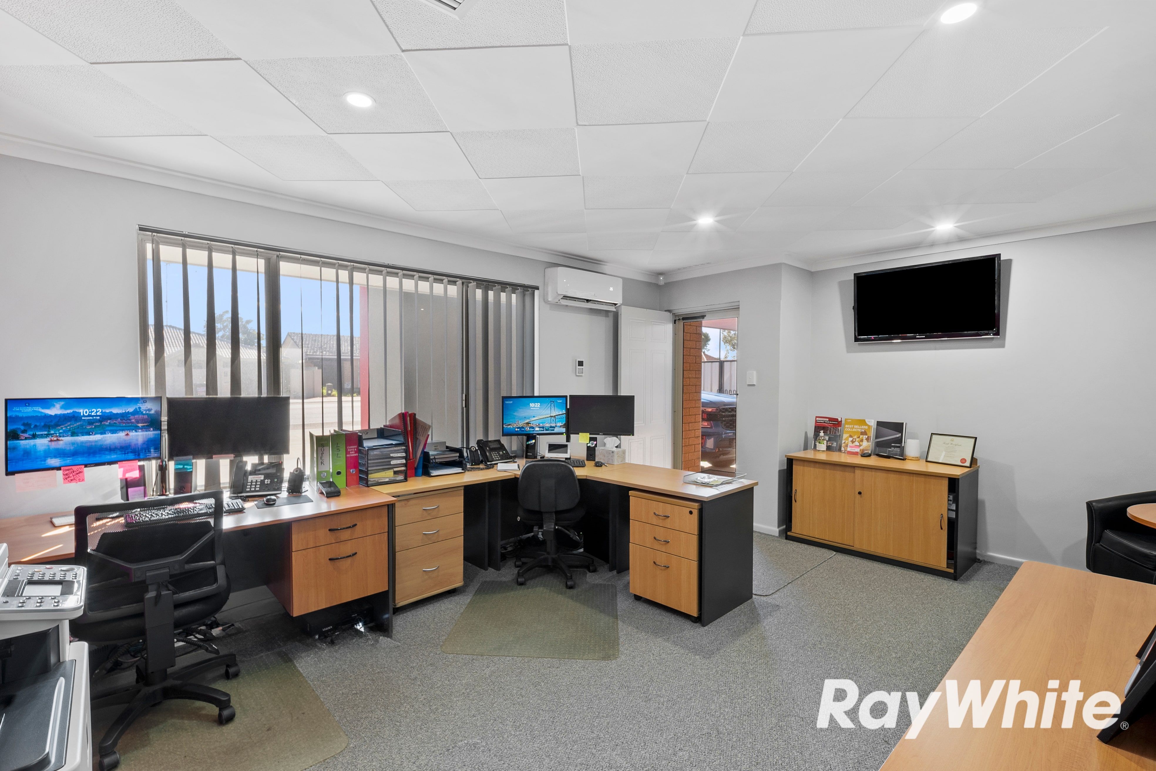47 Peel Street — photo 9 of 23