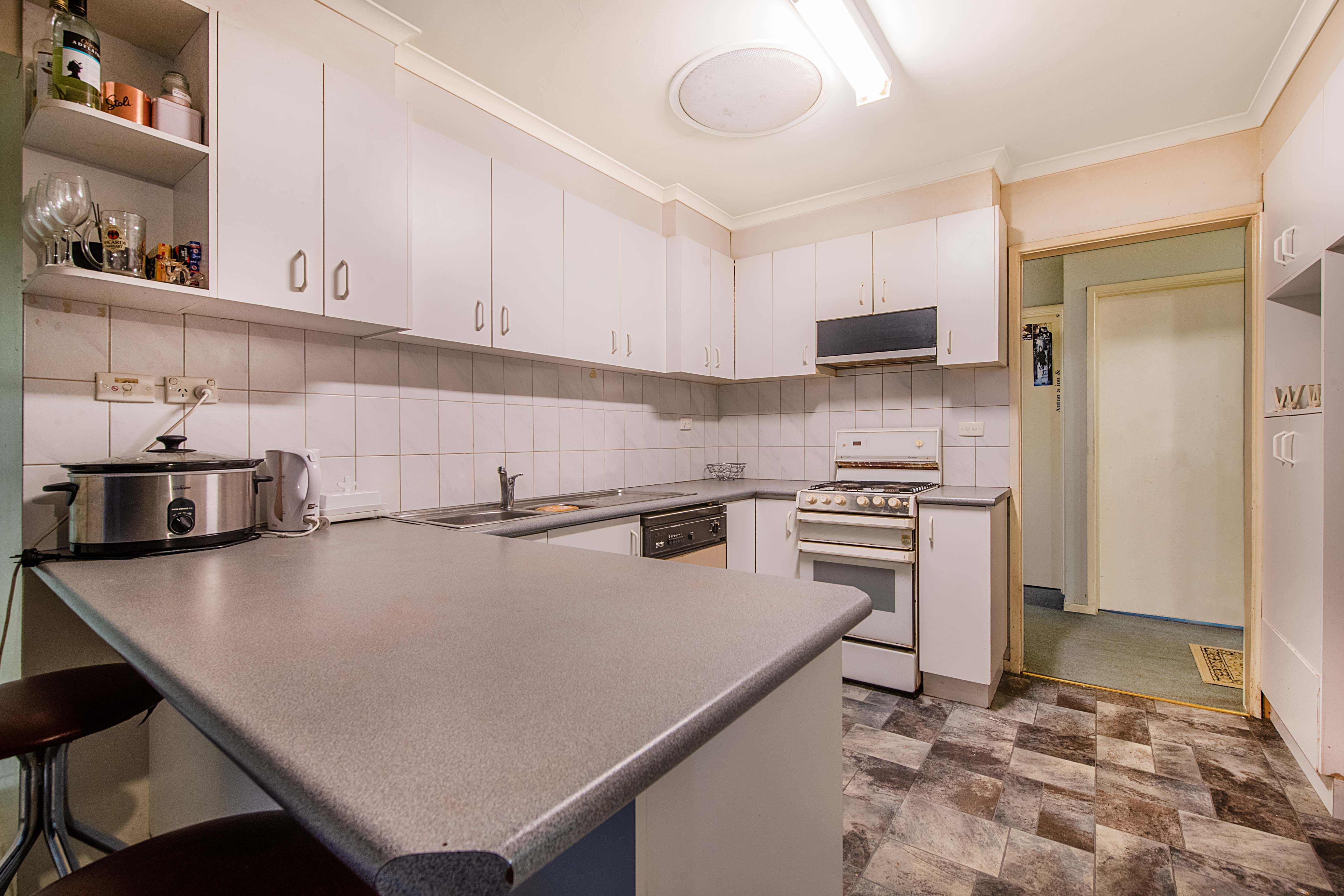 6 Loch Street, Ferntree Gully, VIC 3156