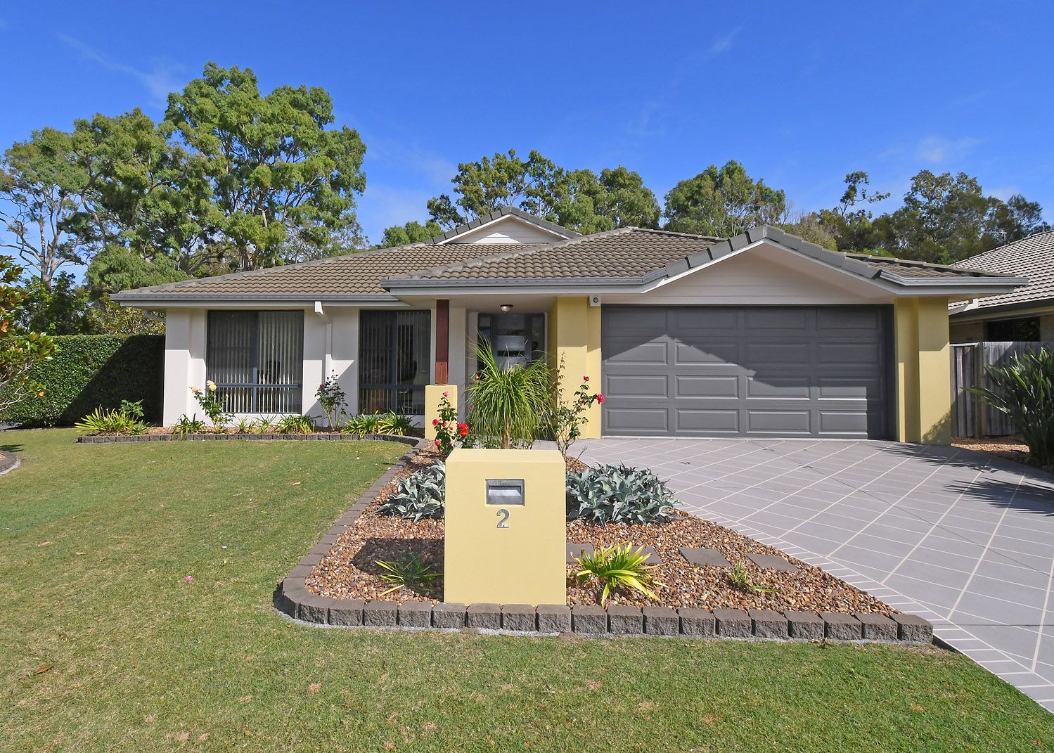 2 Parraweena Court, Point Vernon, QLD 4655