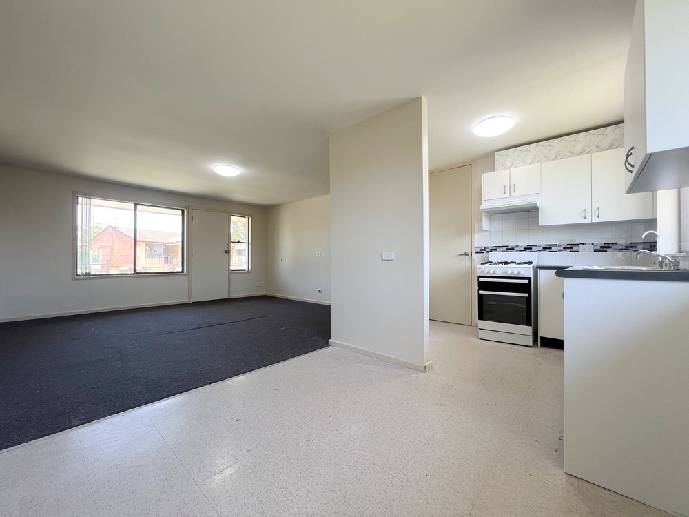 6 Yarrawin Way, Airds, NSW 2560