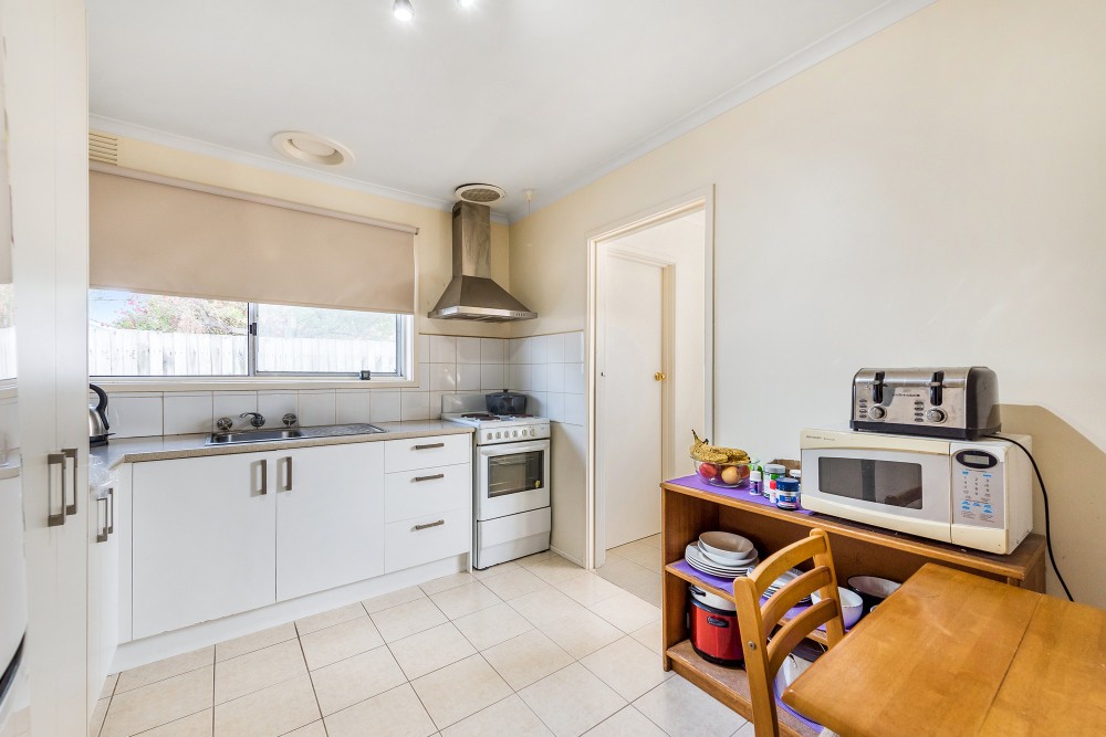 1/10 Ropley Grange, Frankston, VIC 3199