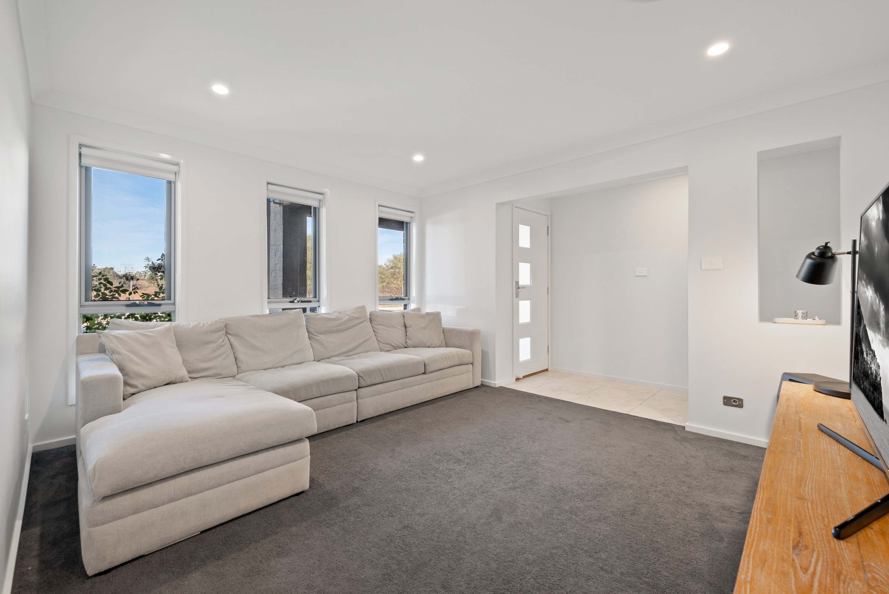 10 Waterglass Street, Spring Farm, NSW 2570