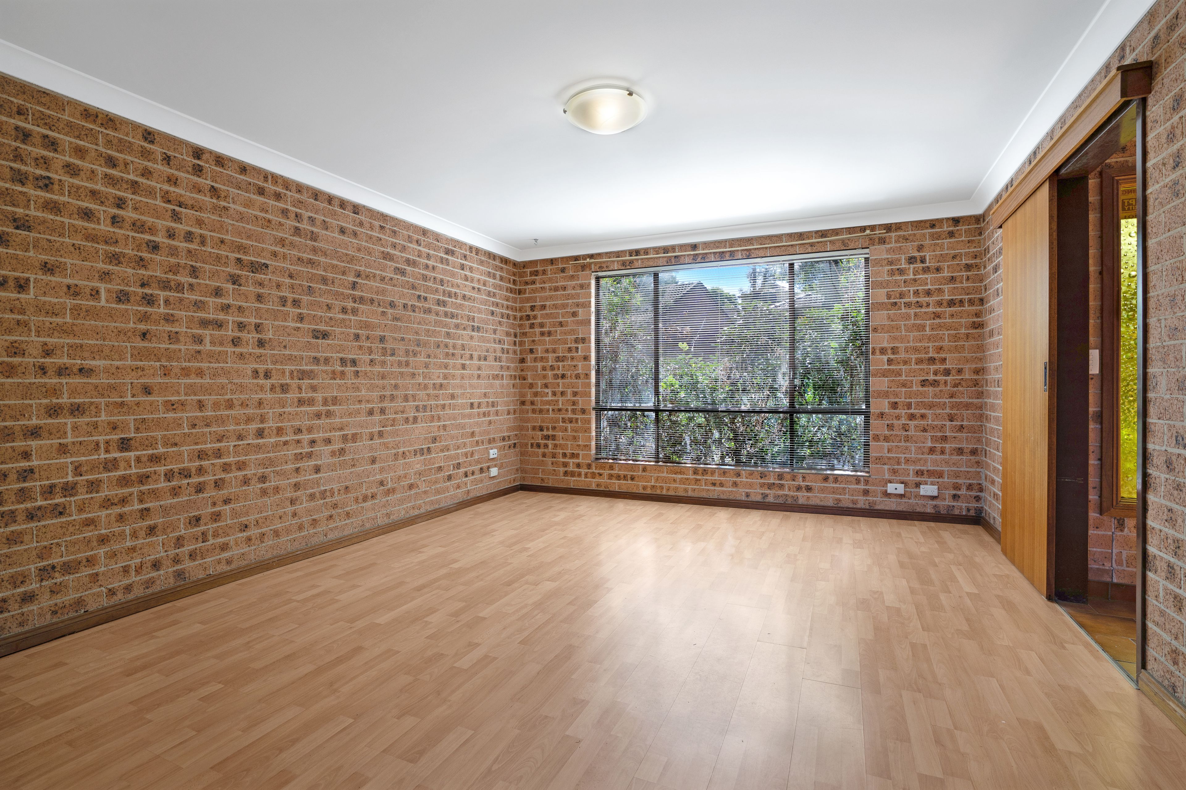4/48 Buena Vista Avenue, Lake Heights, NSW 2502