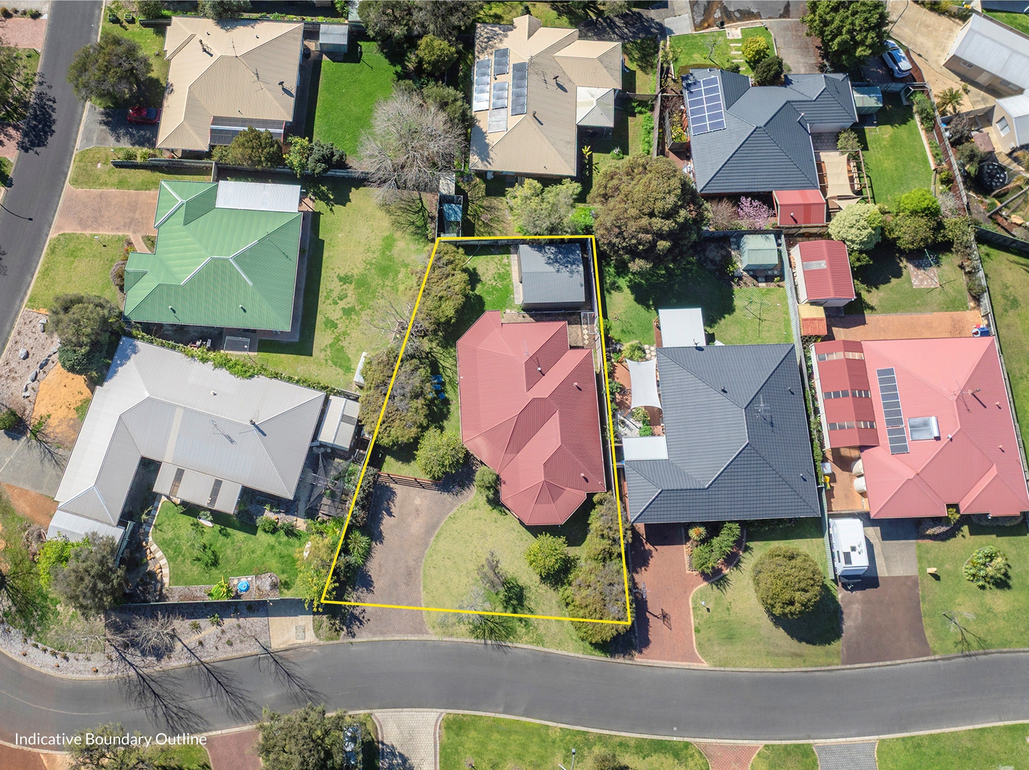16 Amberley Loop — photo 14 of 15