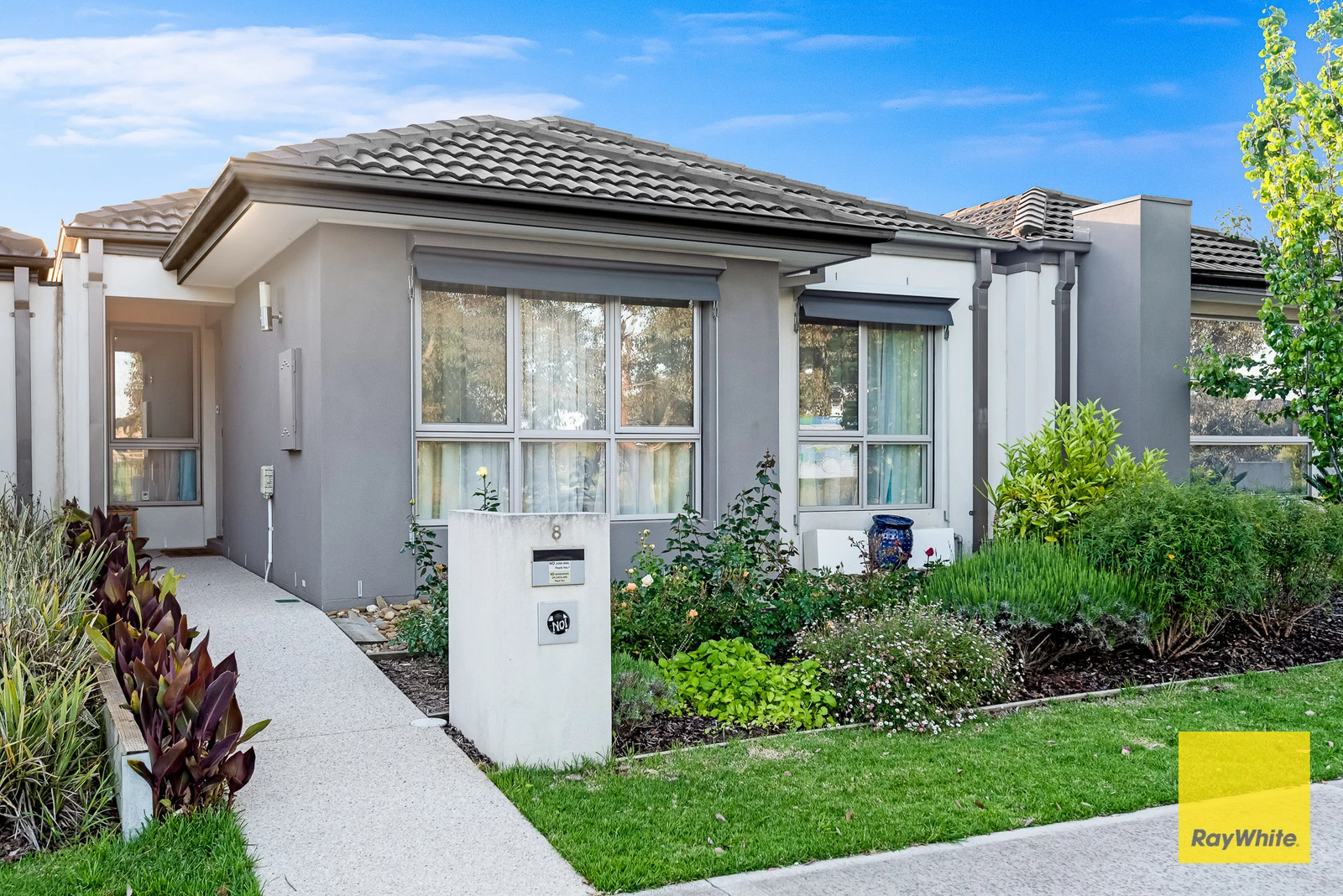 8 Rupert Walk, Truganina, VIC 3029
