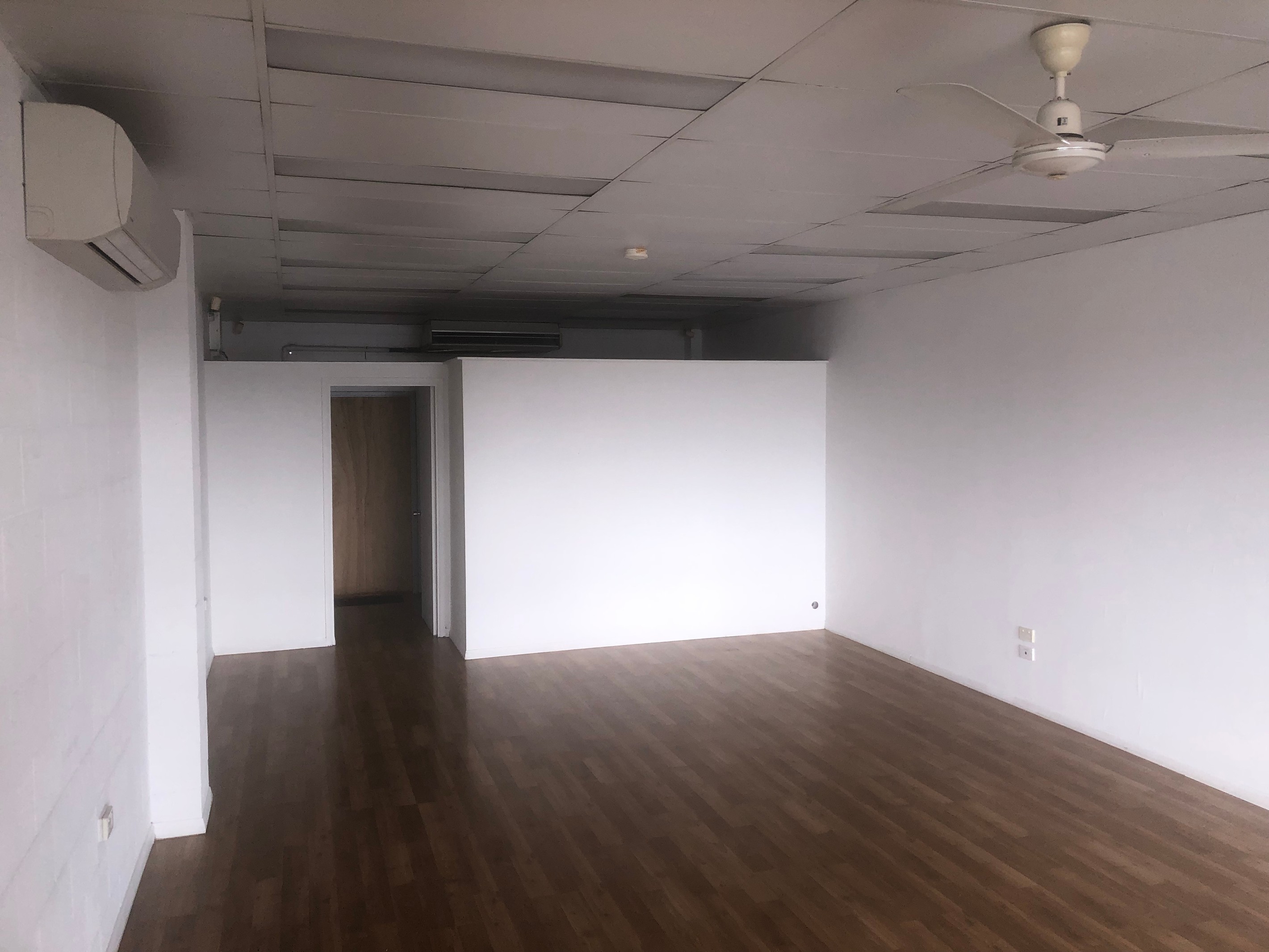 2/304 Mulgrave Road, Westcourt, QLD 4870