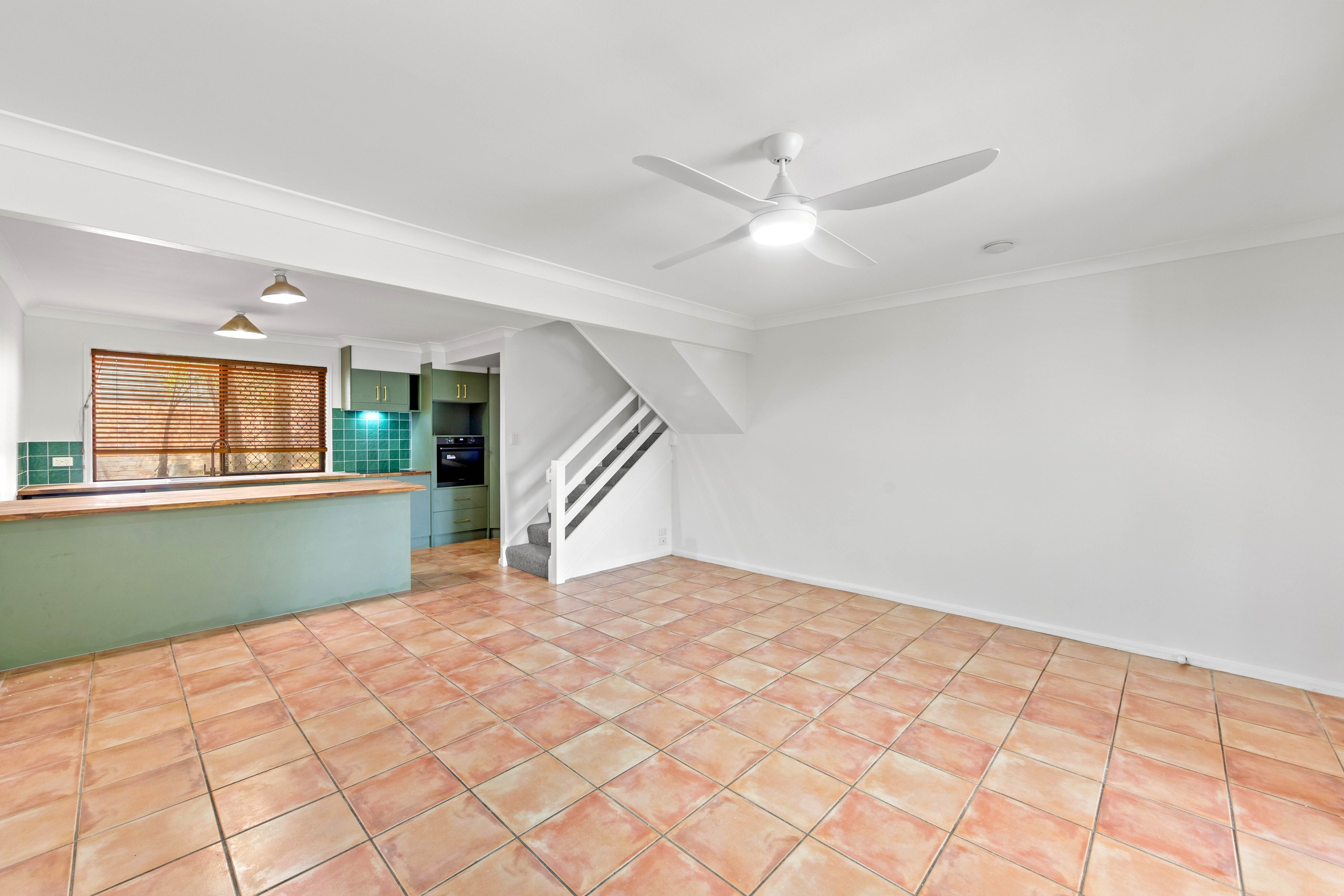 11/8-12 Sherwood Close, Mudgeeraba, QLD 4213