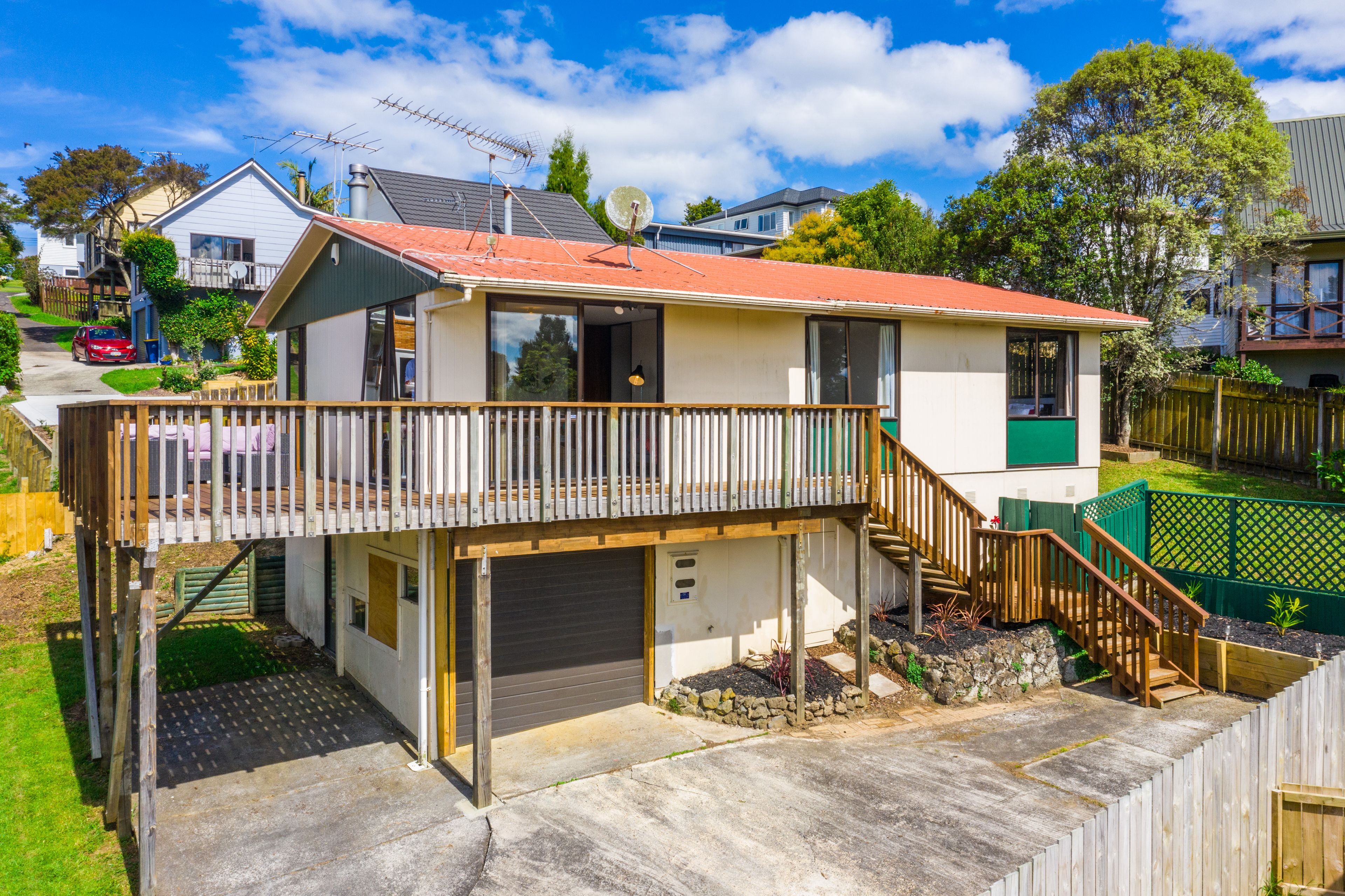 2/19 Randal Place, Glenfield, North Shore City