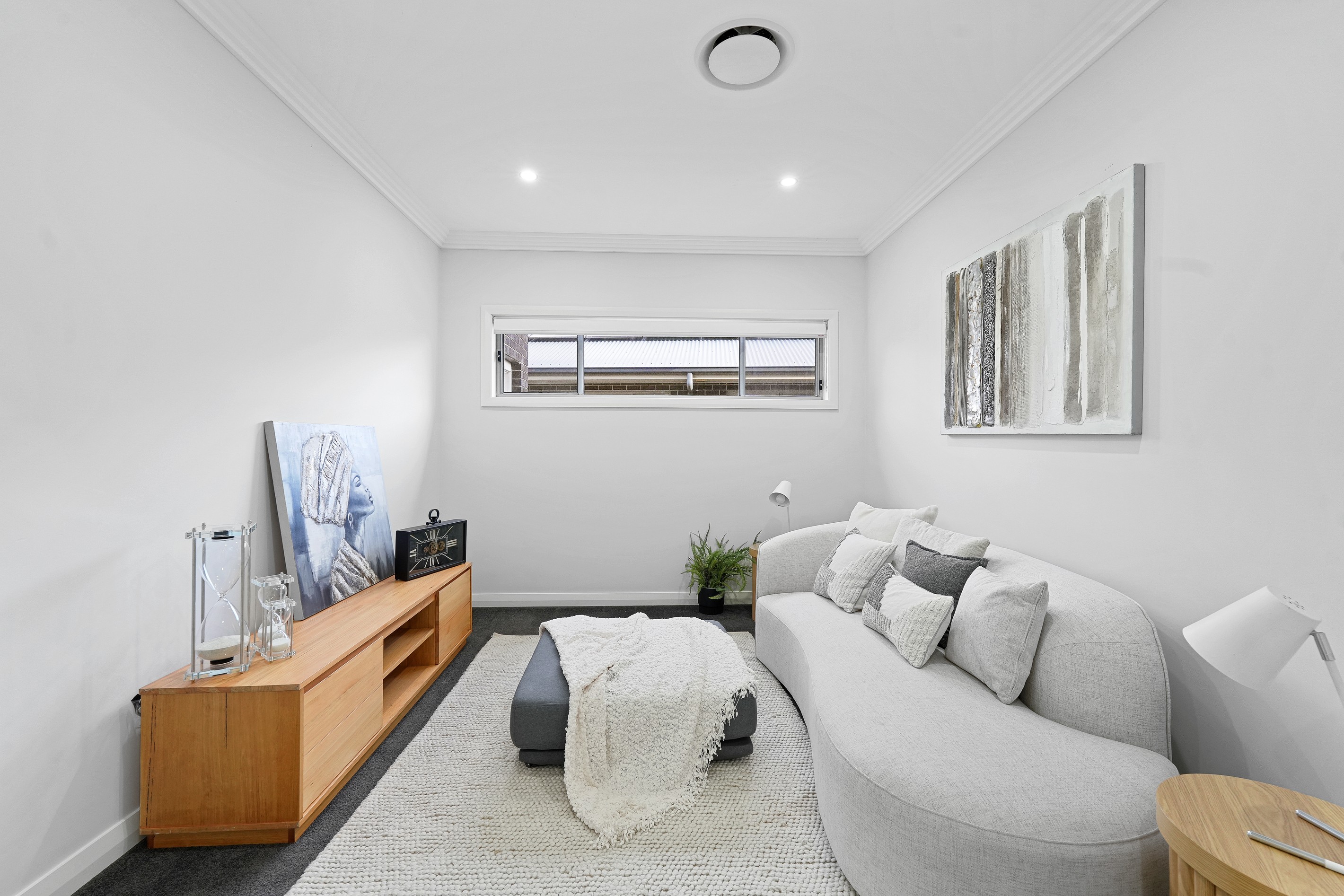 4 Middleridge Drive, Glenmore Park, NSW 2745