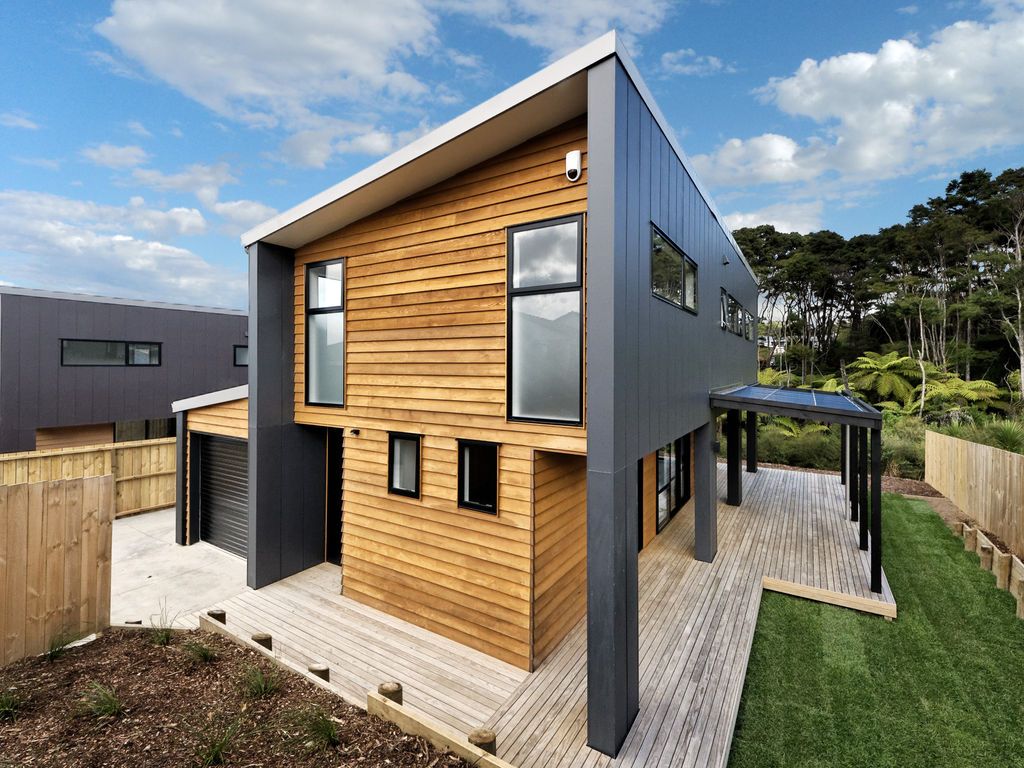 36 Shah Place, Glen Eden, Waitakere City