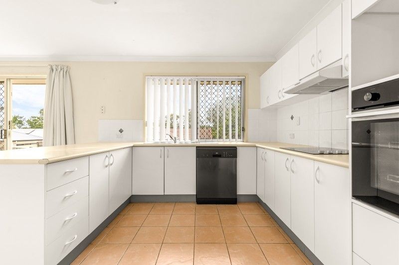 4 Mayfair Place, Moggill, QLD 4070