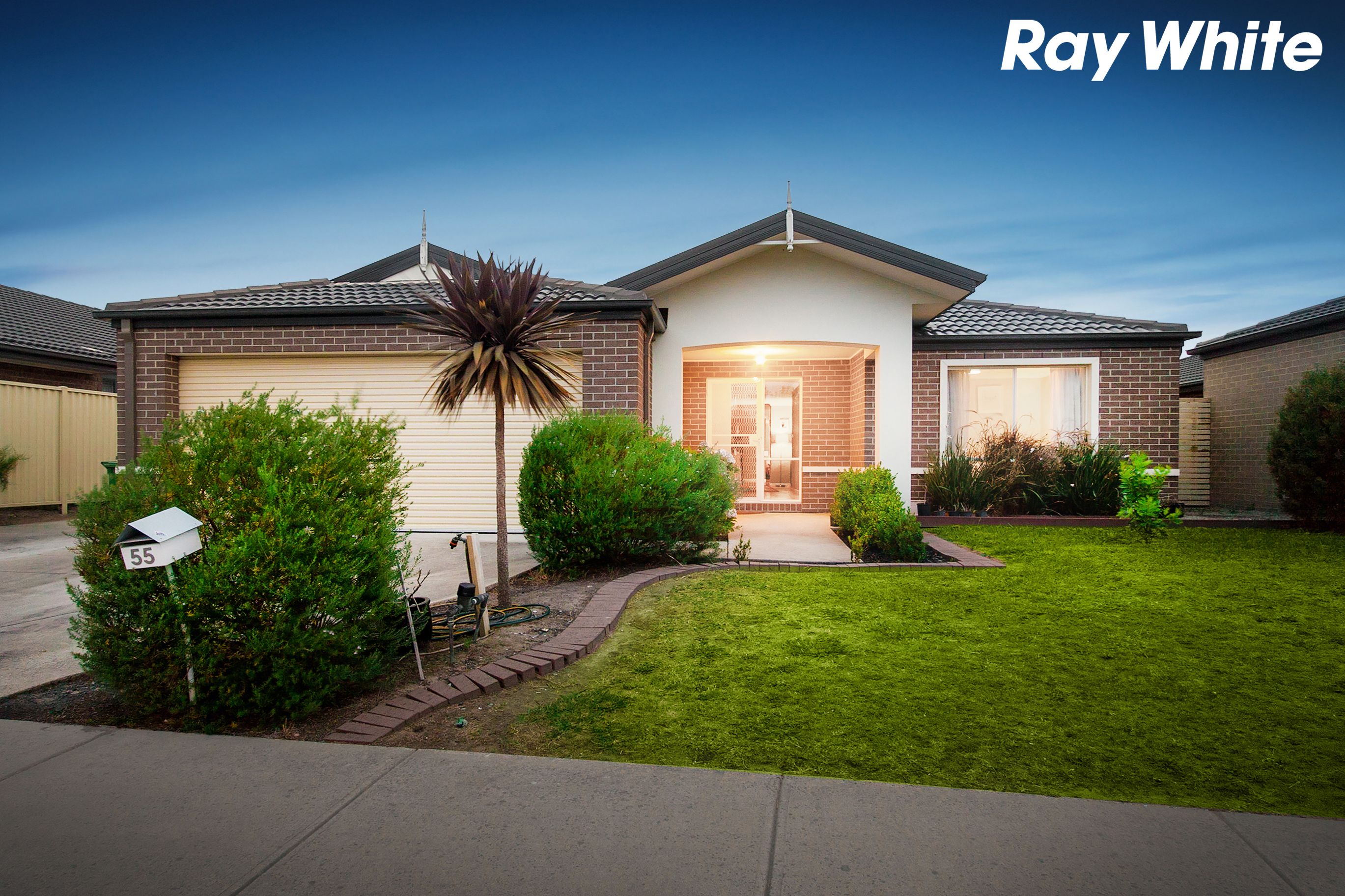 55 Bluehills Boulevard, Pakenham, VIC 3810