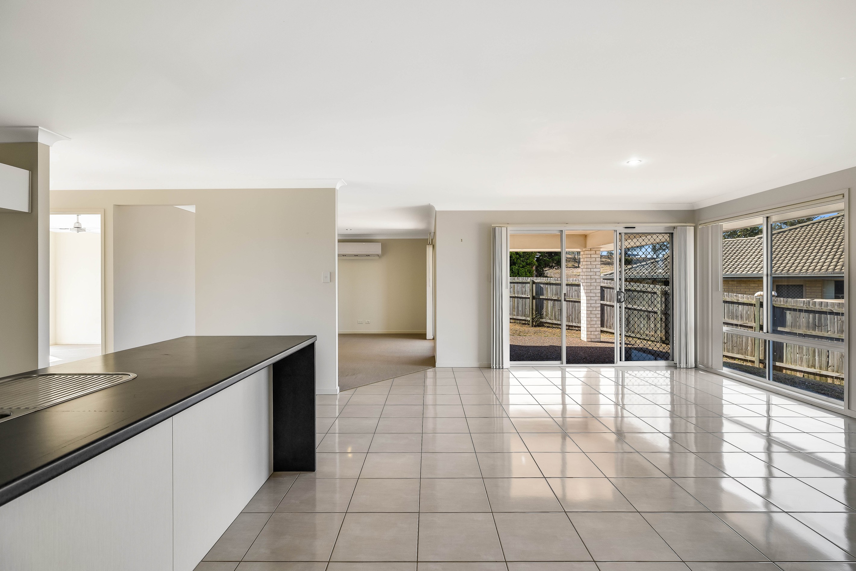 3 Alistair Street, Glenvale, QLD 4350