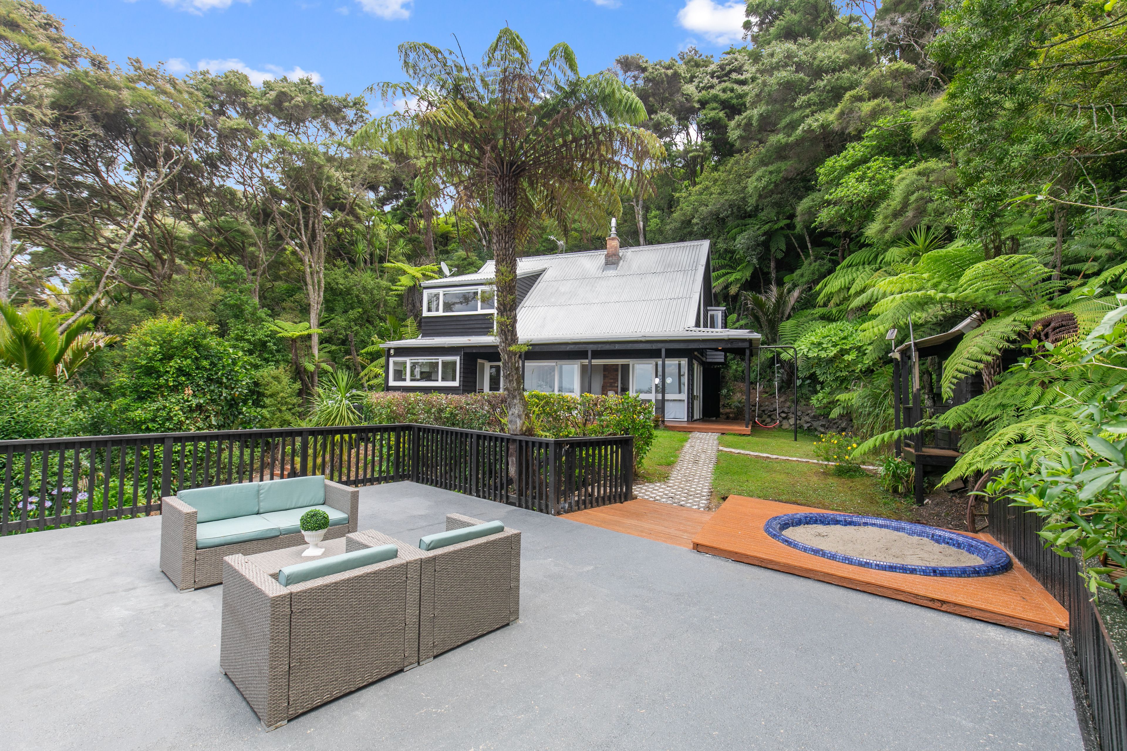 6 Rangimarie Road, Swanson, Waitakere City