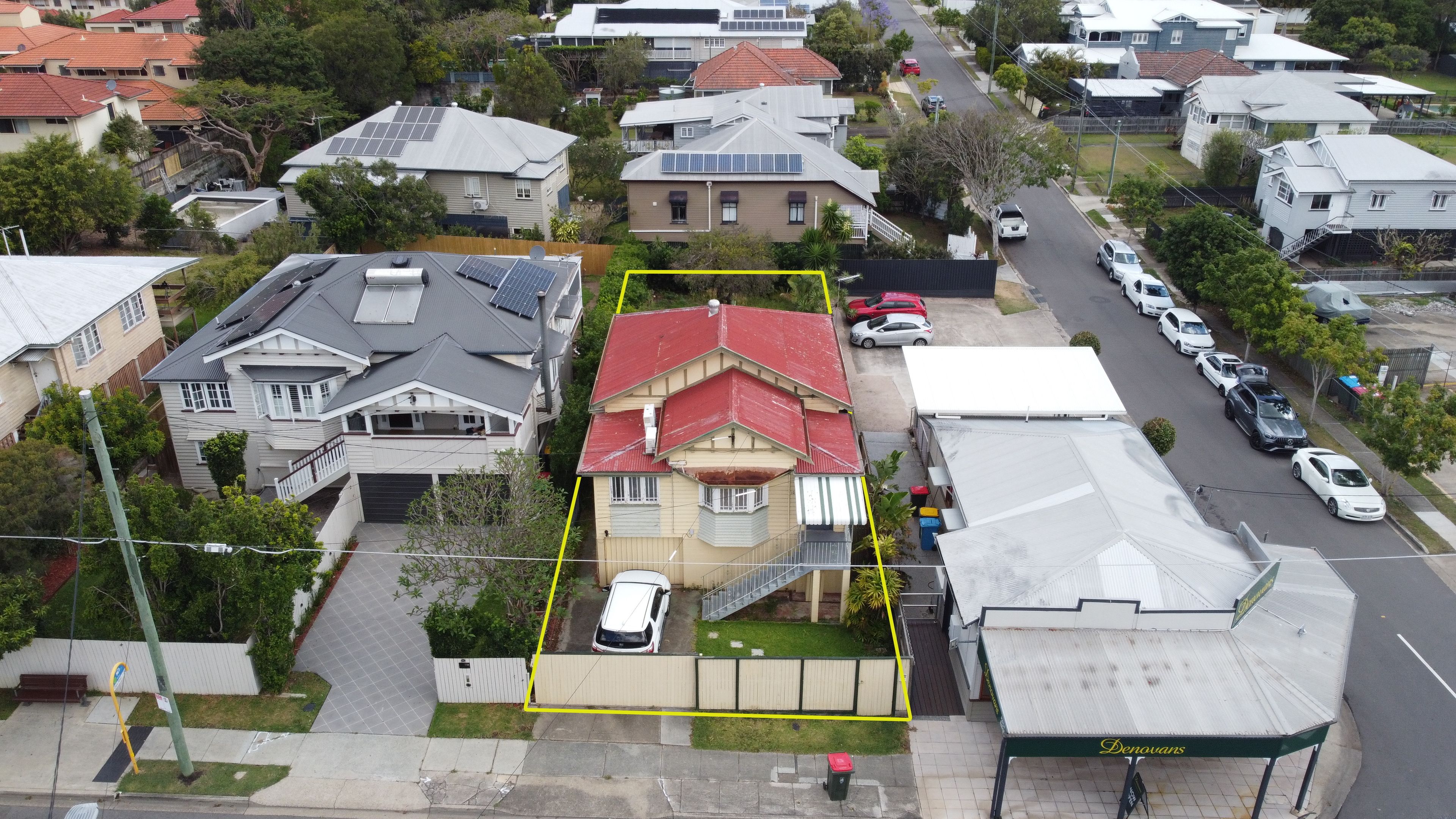 122 Days Road, Grange, QLD 4051