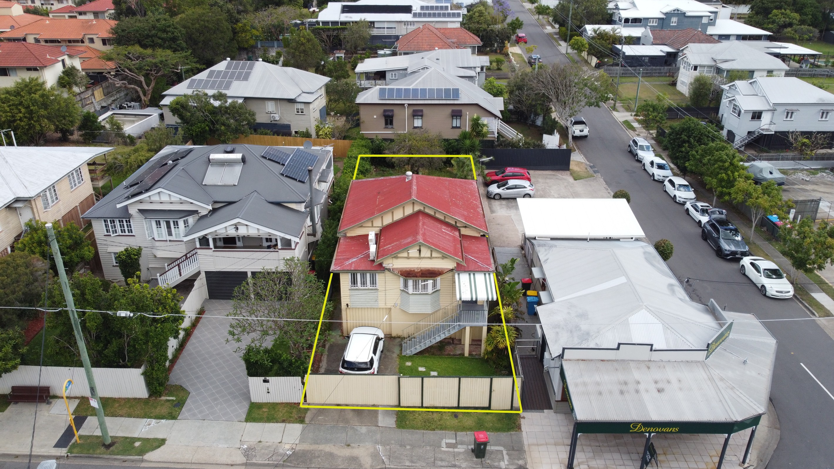 122 Days Road, Grange, QLD 4051