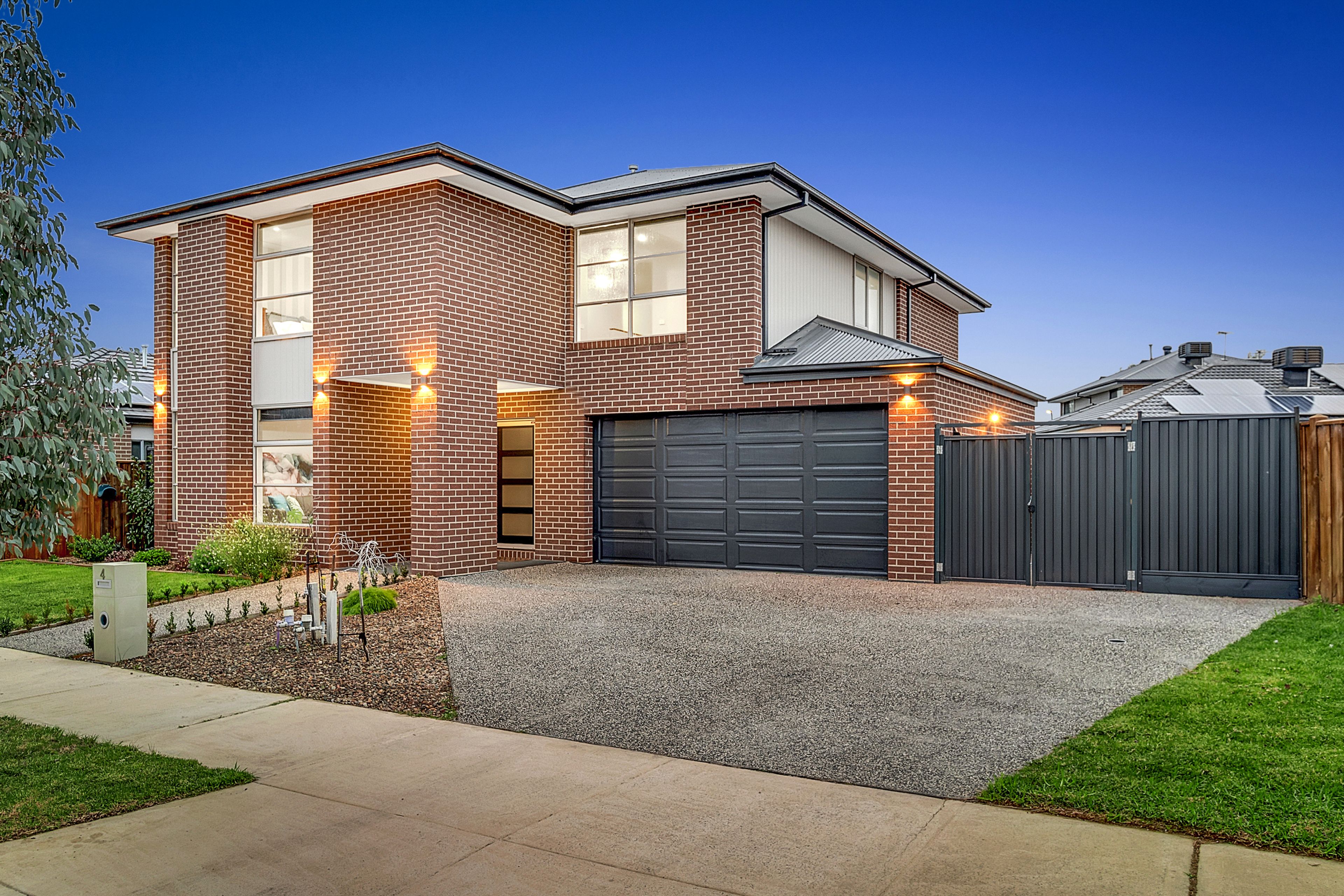 4 Sudbury Street, Mickleham, VIC 3064