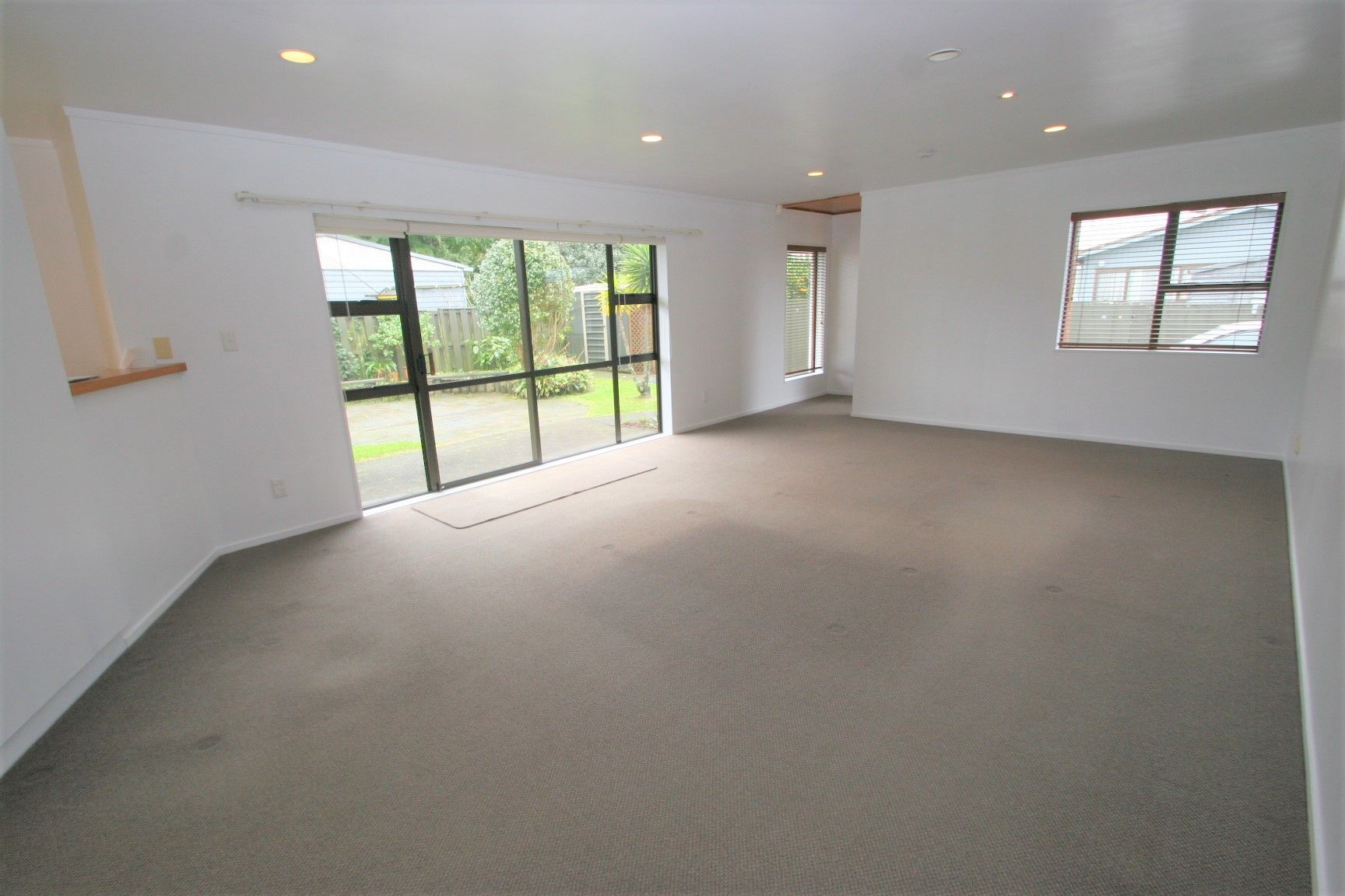 308A East Coast Road, Forrest Hill, North Shore City