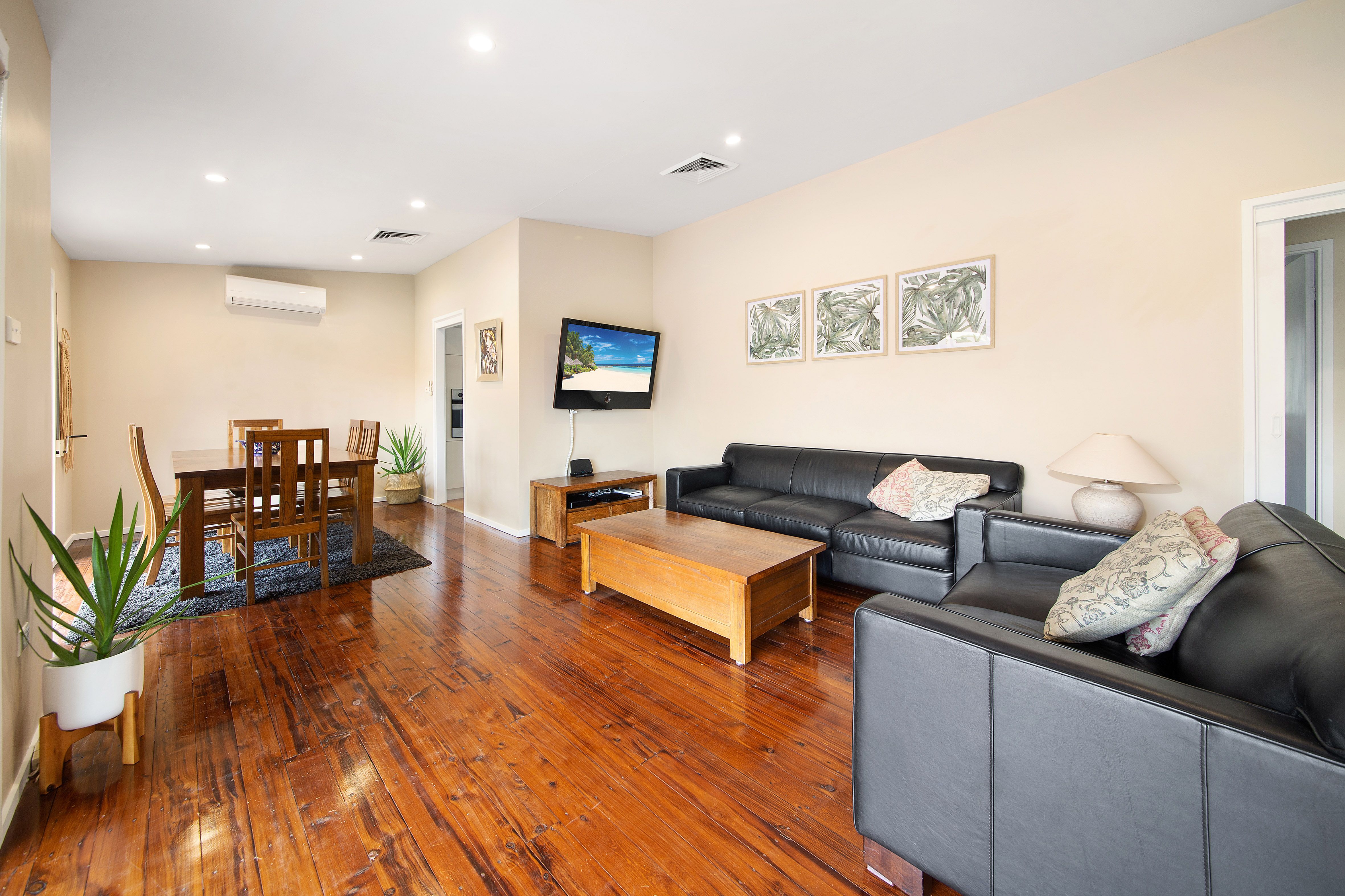12 Yara Close