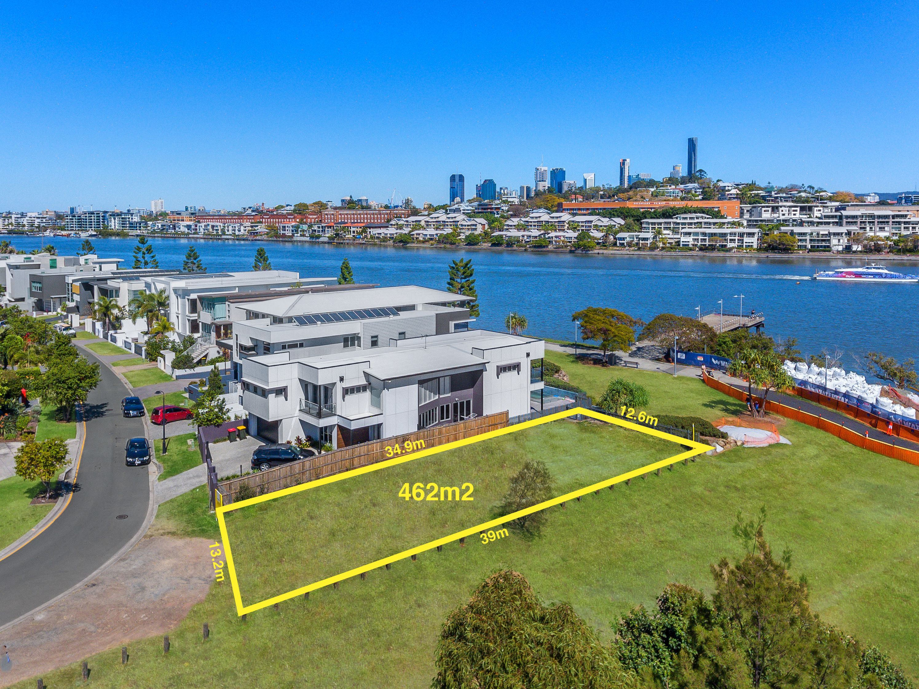13 Waterline Crescent, Bulimba QLD 4171