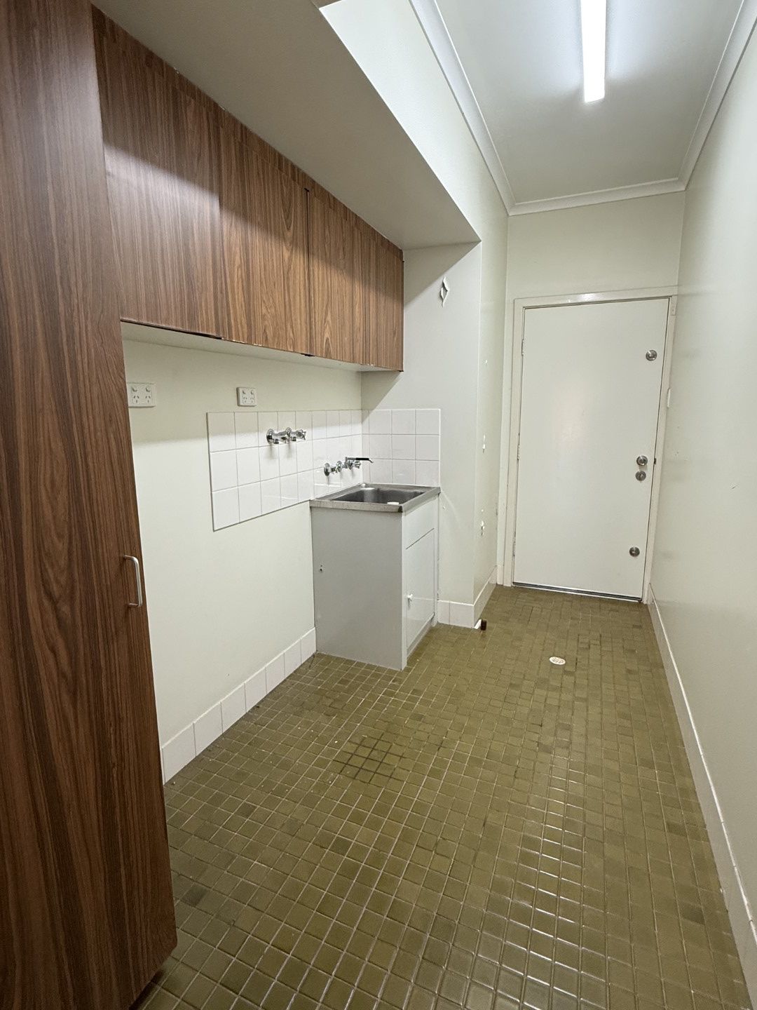 25 Nickol Road — photo 5 of 24
