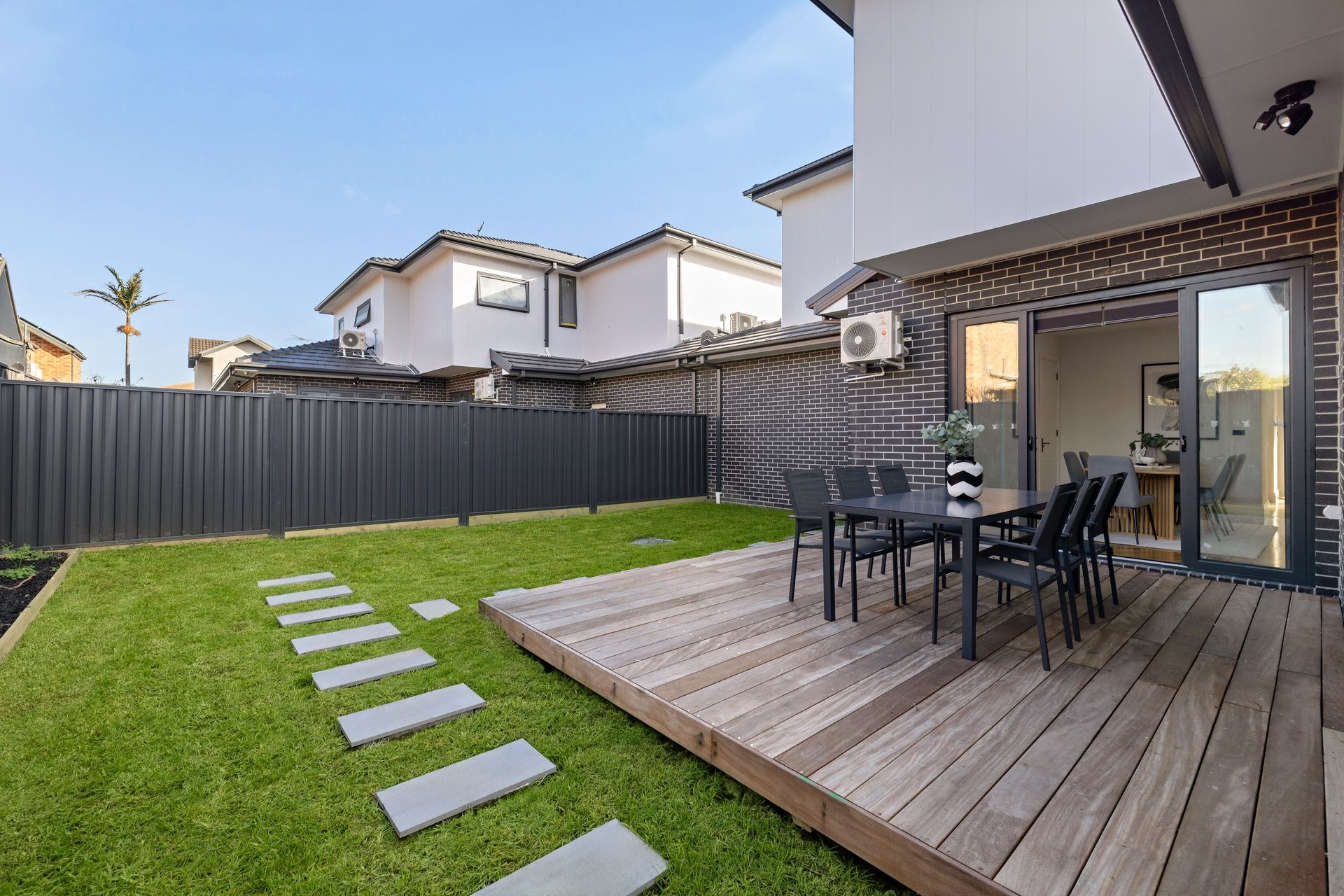 3 Badminton Place — photo 18 of 20