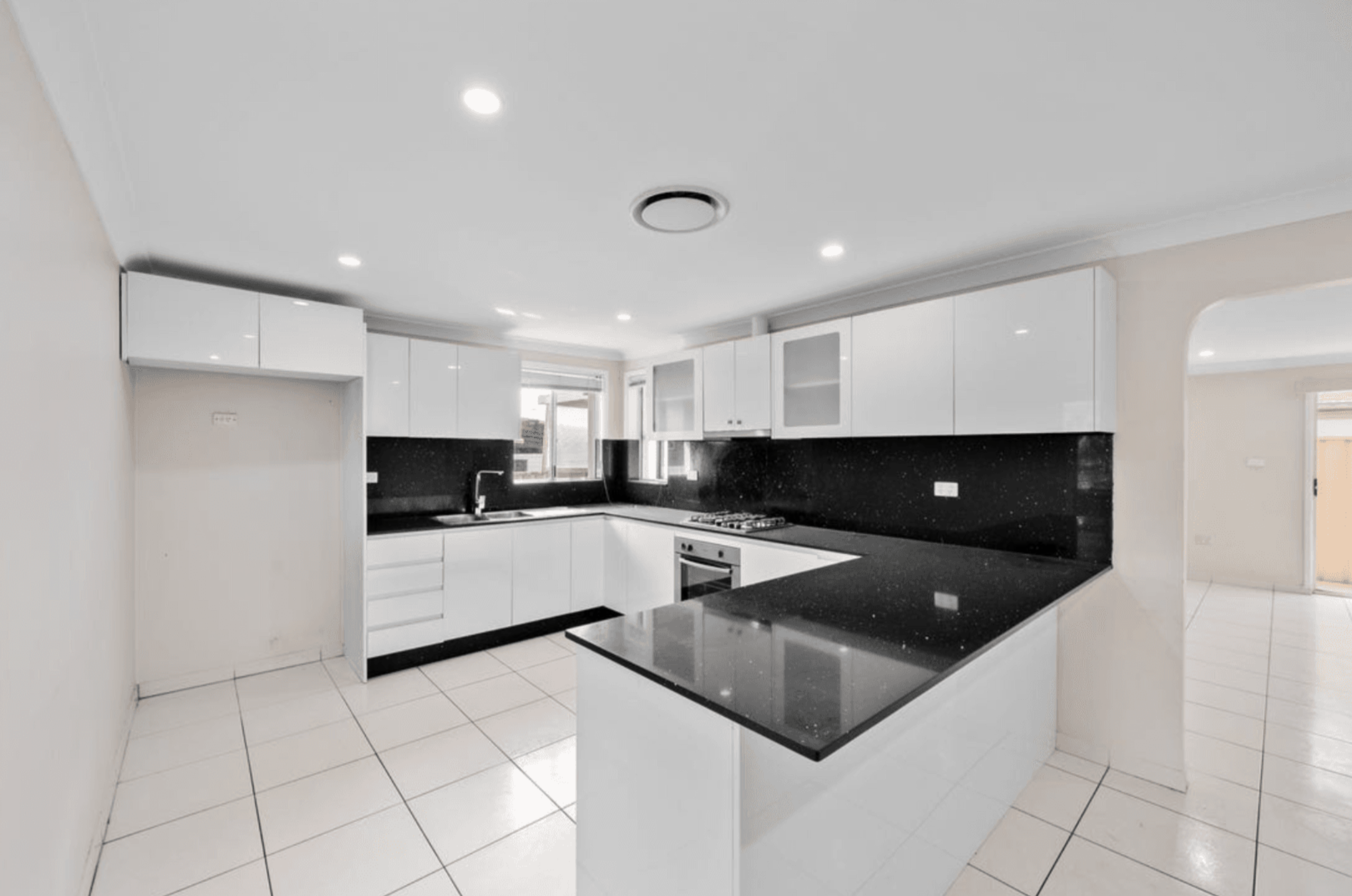 15 Cheyenne Road, Greenfield Park, NSW 2176