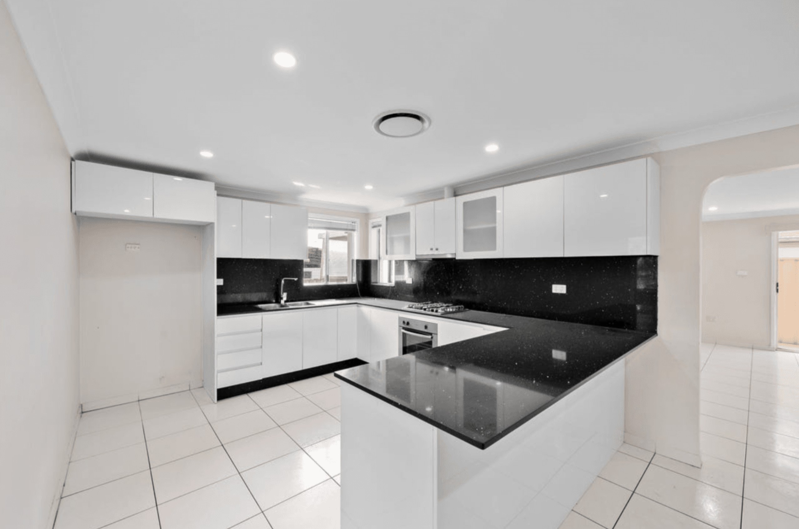 15 Cheyenne Road, Greenfield Park, NSW 2176