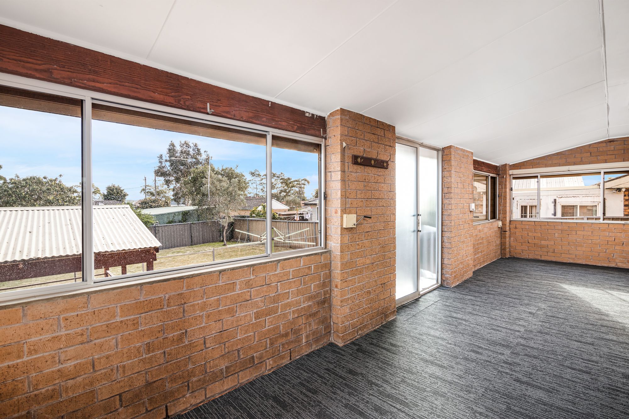 48 Oleander Street — photo 10 of 11