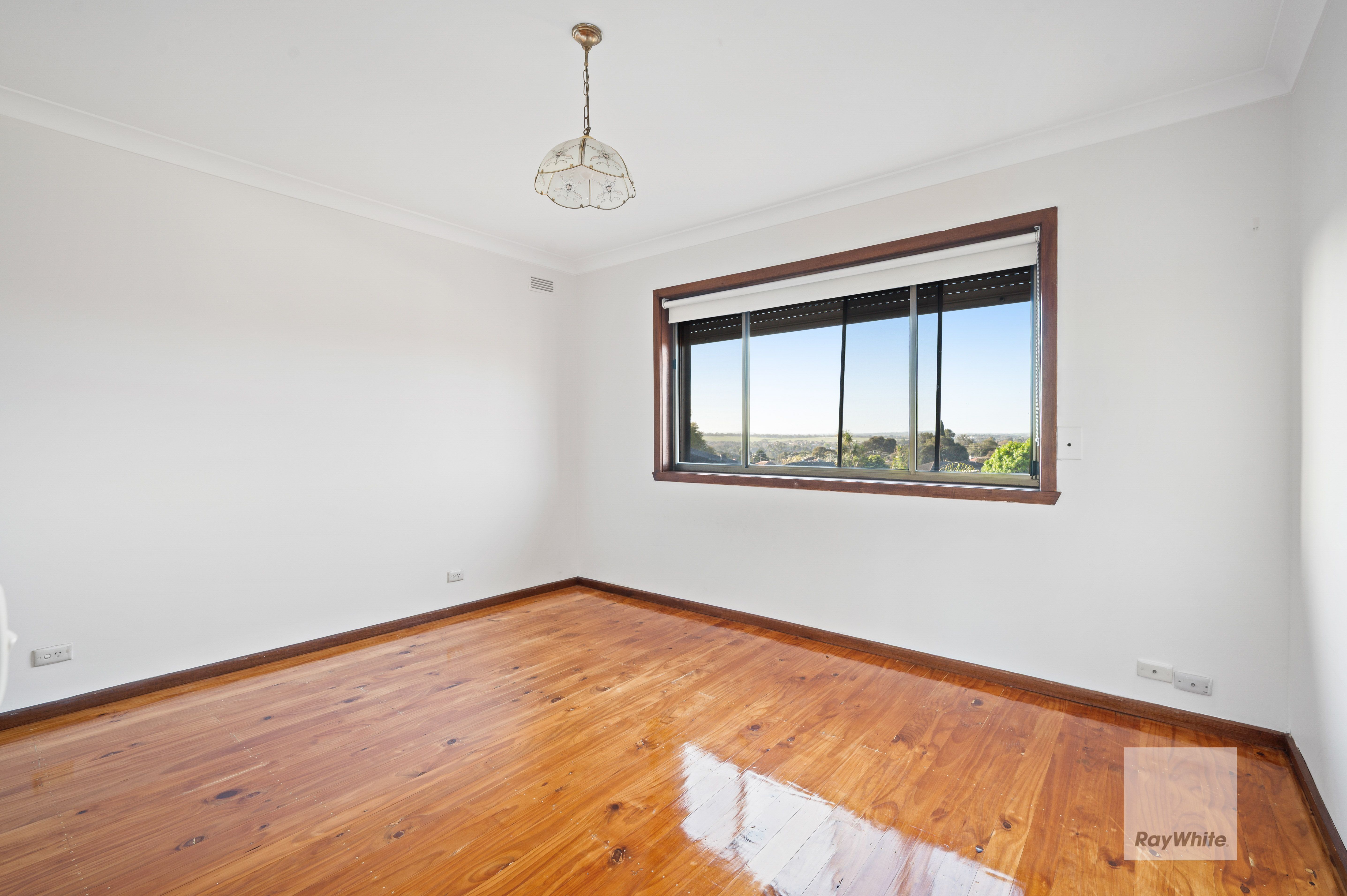 27 Grantley Drive — photo 15 of 23