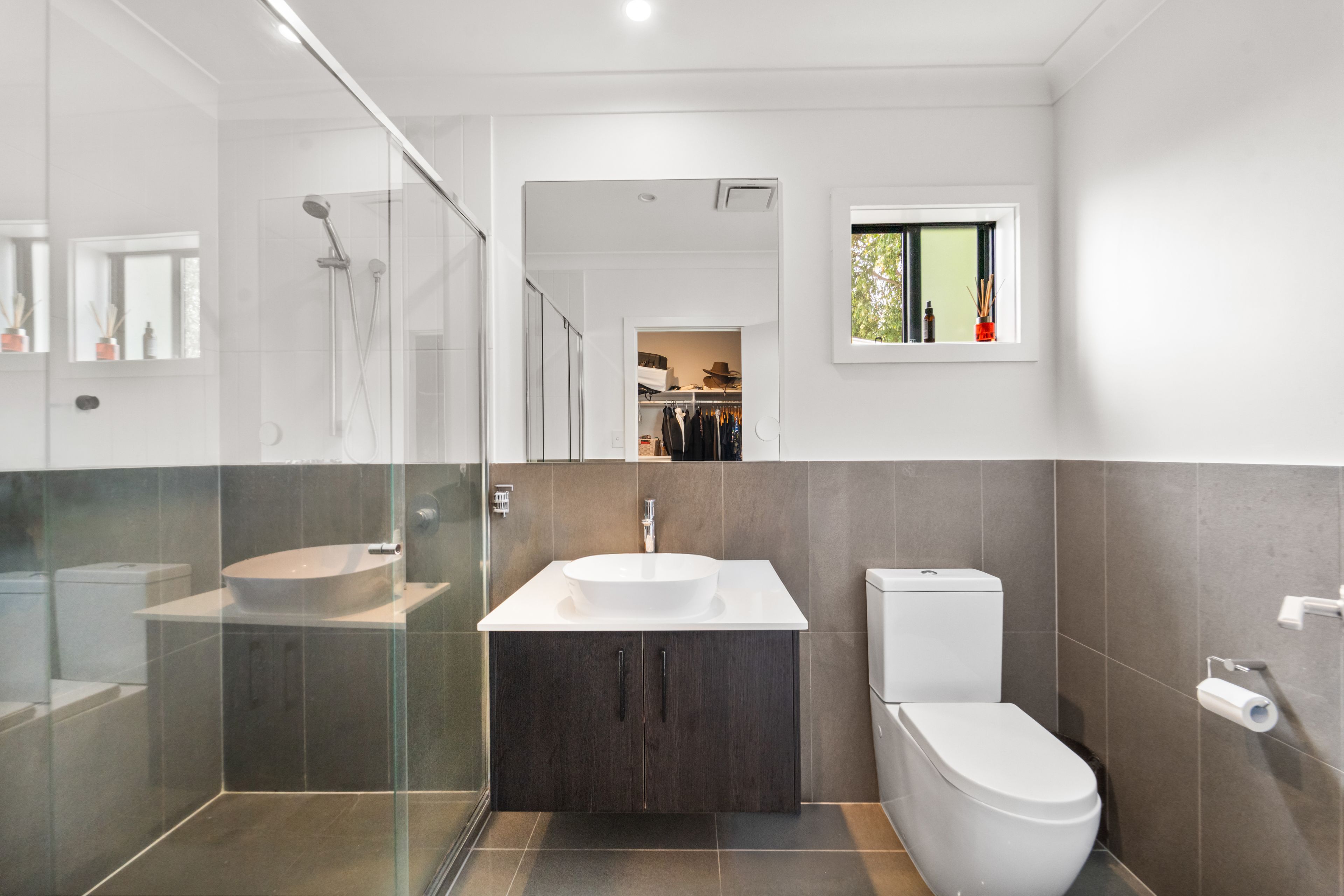 27 Pinnibar Street — photo 8 of 17