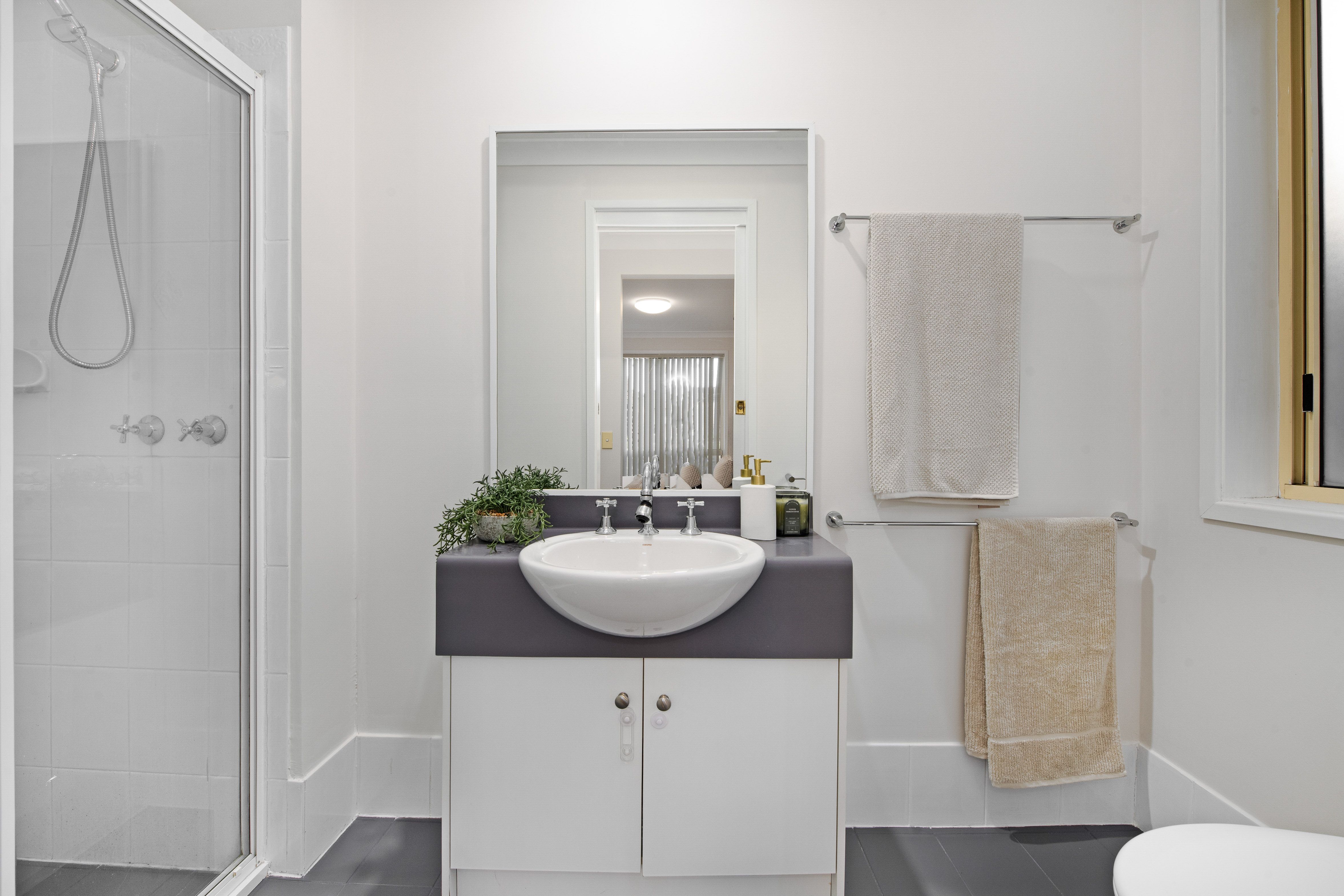 56 Canyon Drive — photo 10 of 12
