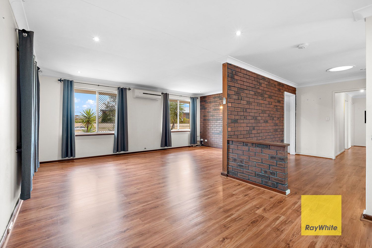 18 Kettering Way — photo 4 of 16