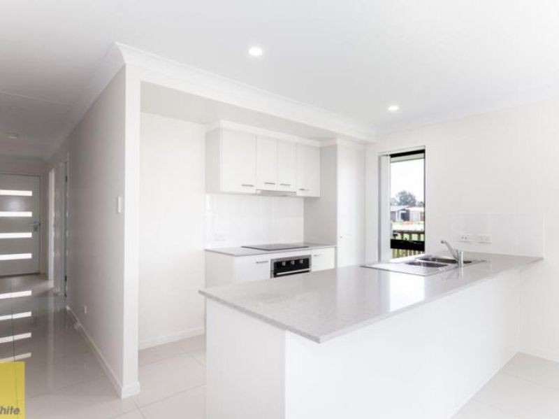 1/25 Azure Street, Rosewood, QLD 4340