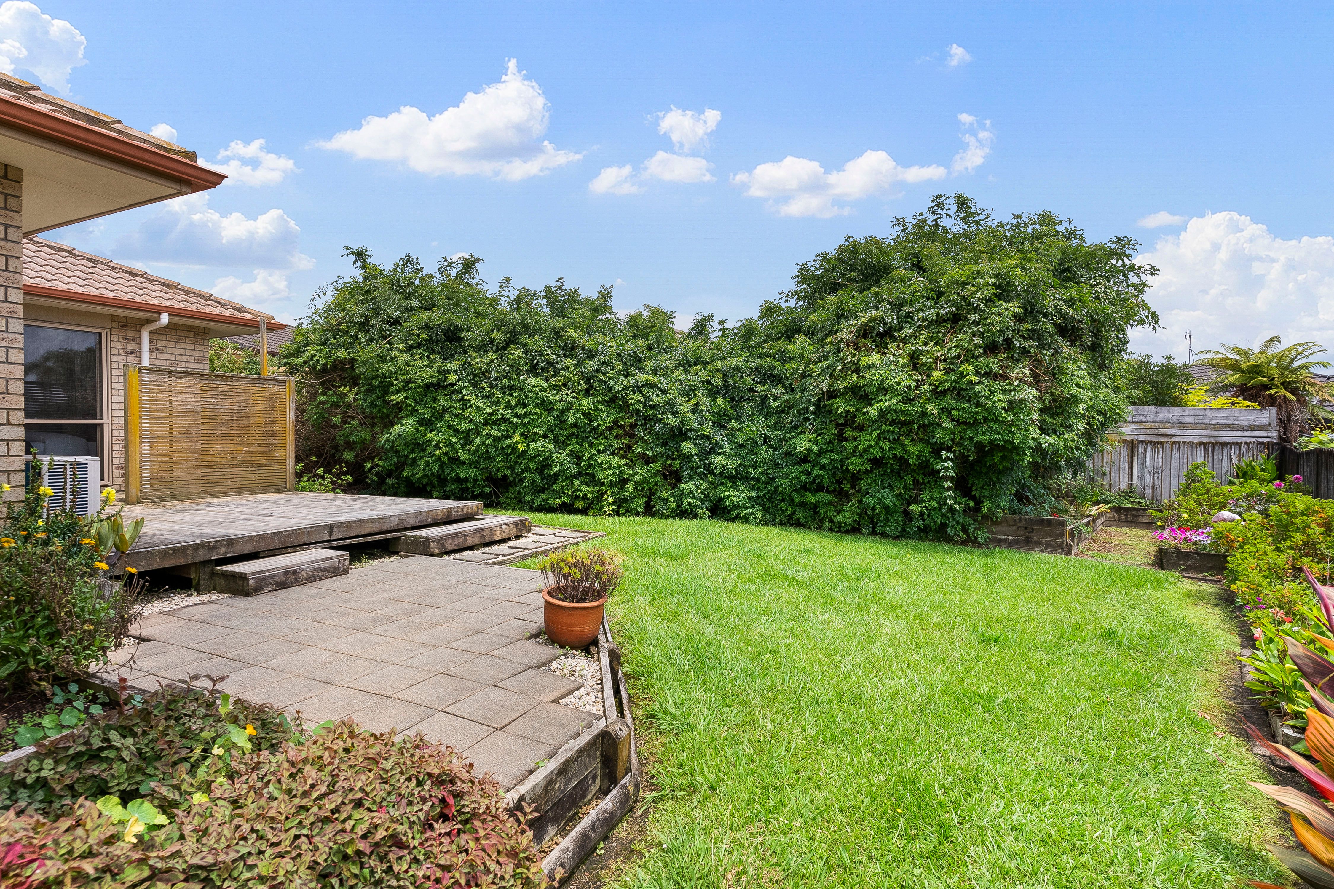 19 Pyrite Street, Westgate, Waitakere City